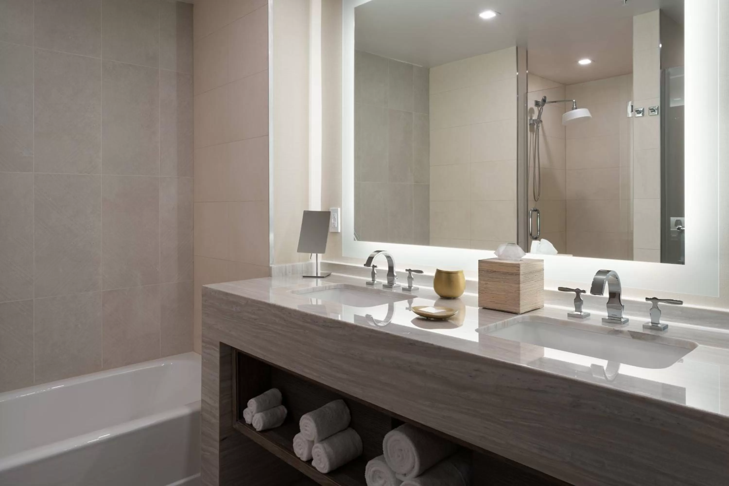 Bathroom in JW Marriott Orlando Bonnet Creek Resort & Spa