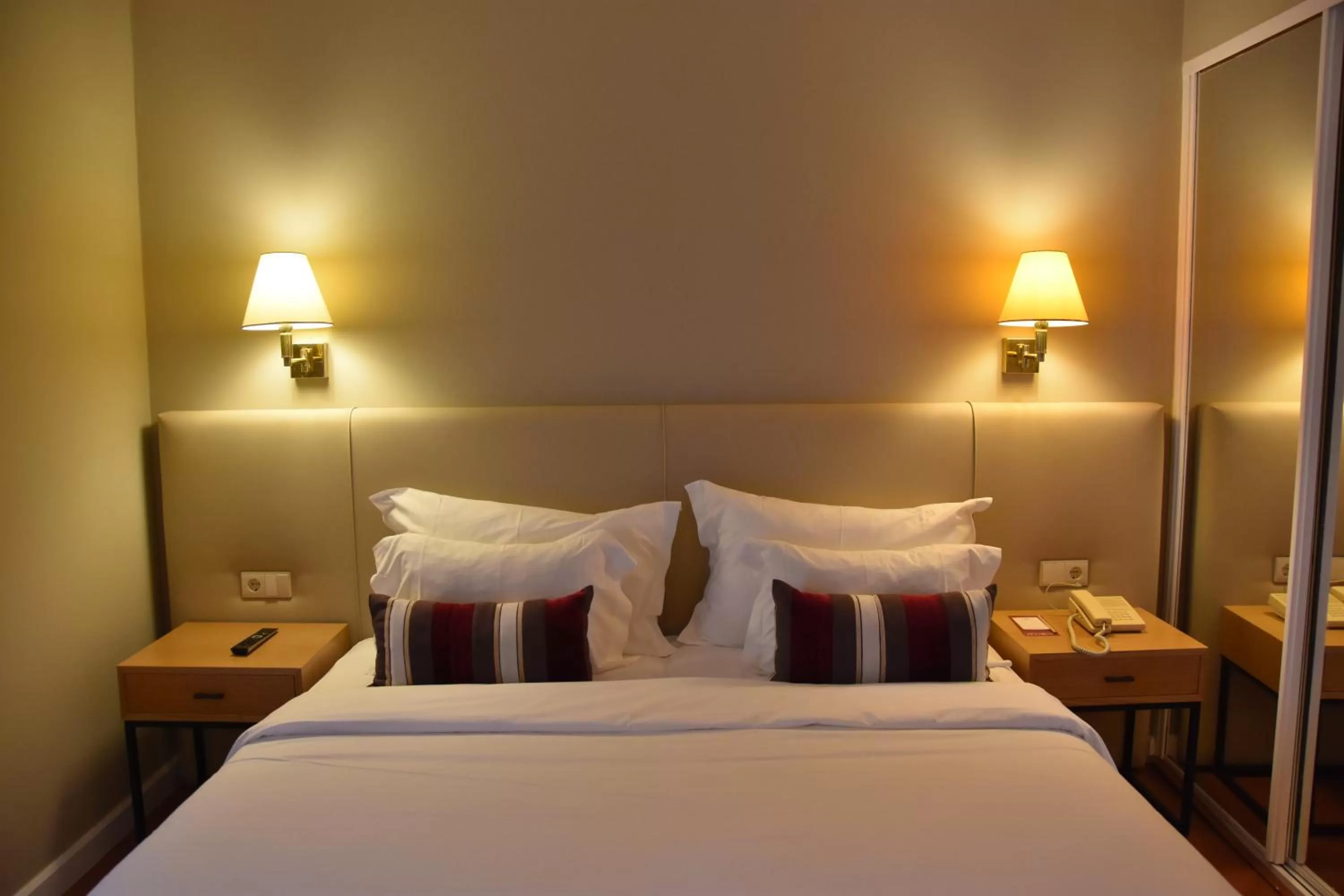 Decorative detail, Bed in Hotel Suave Mar