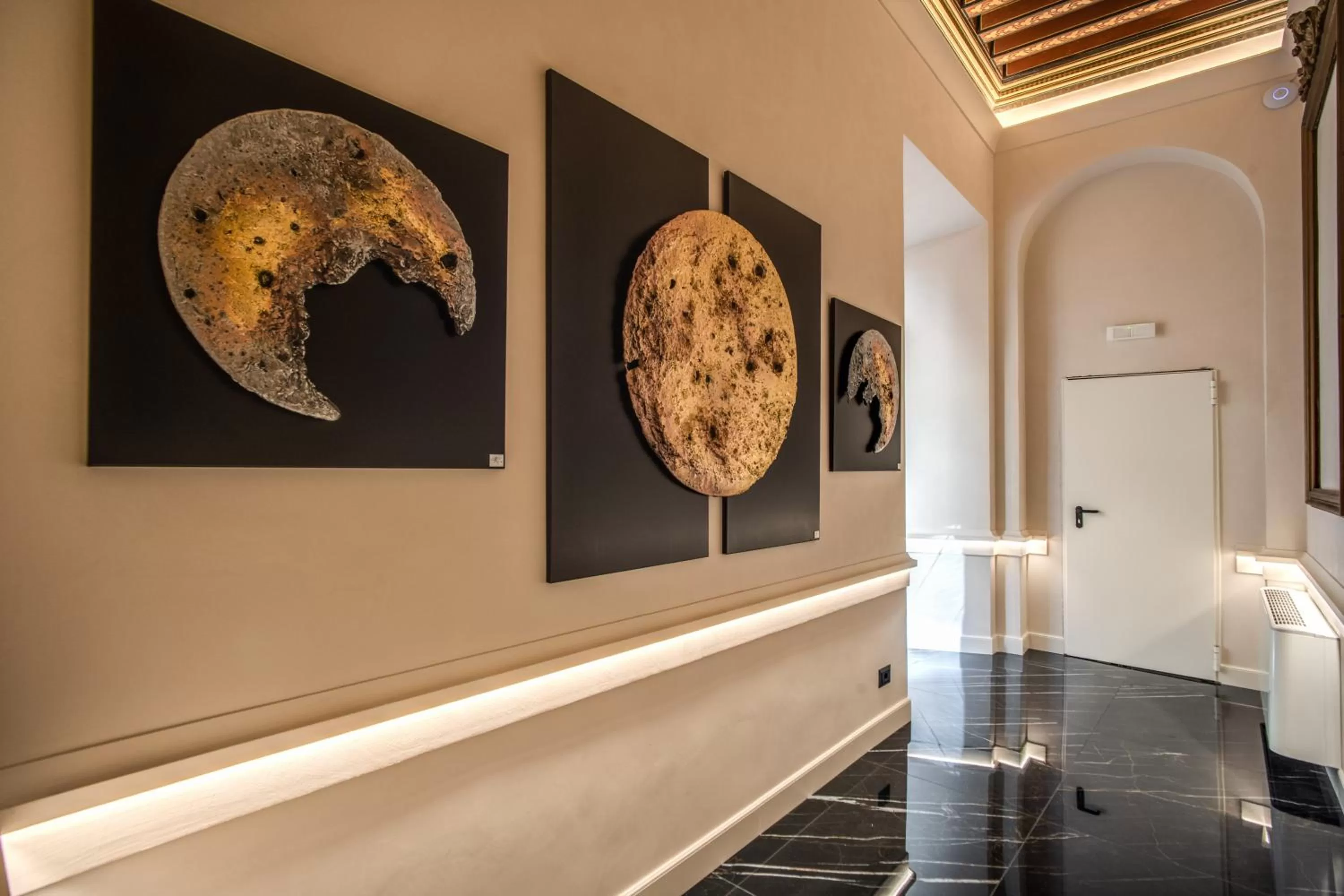 Area and facilities in Martius Private Suites Hotel