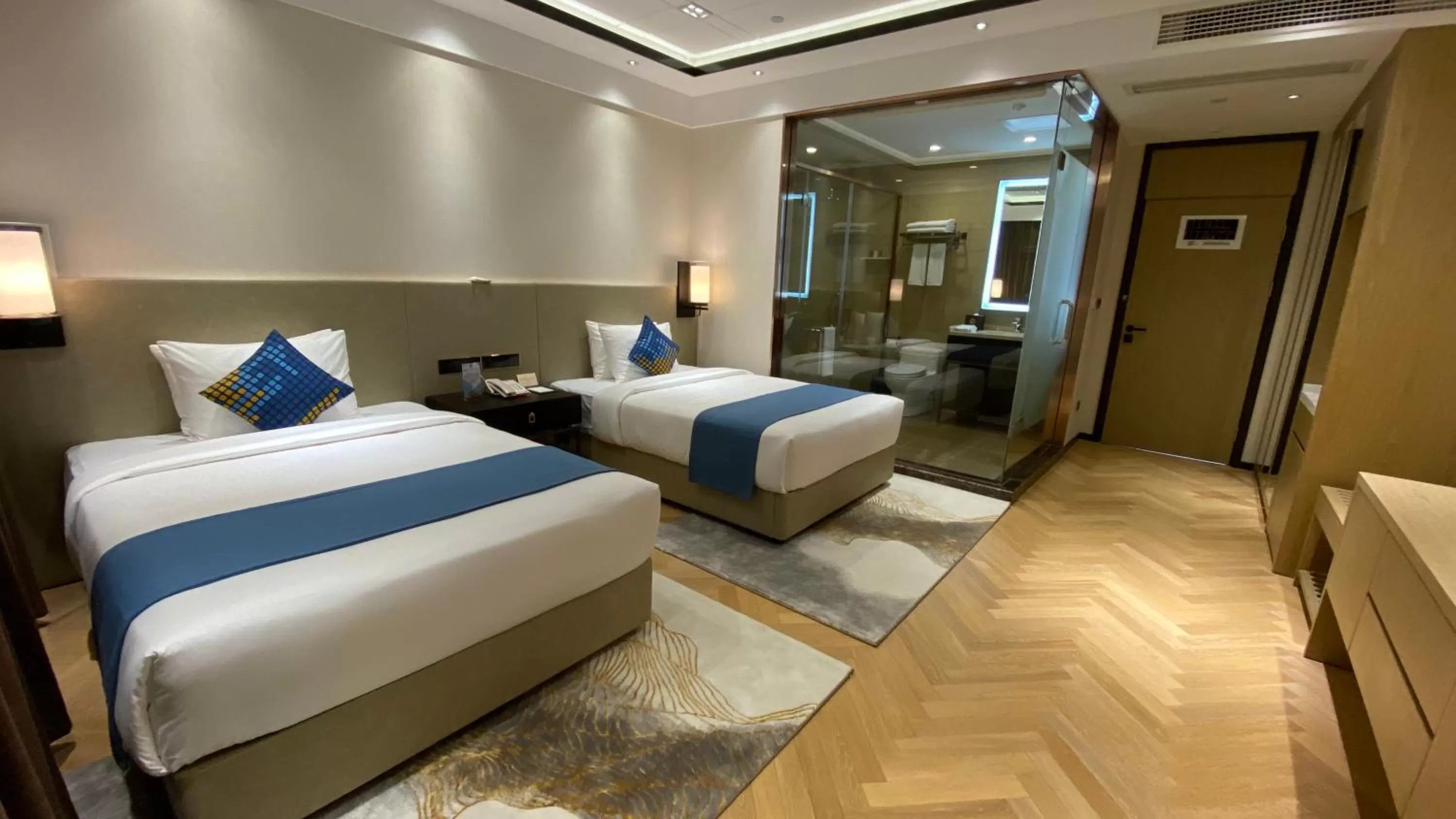 Photo of the whole room, Bed in Ocean Delight Boutique Hotel 海悦精品酒店