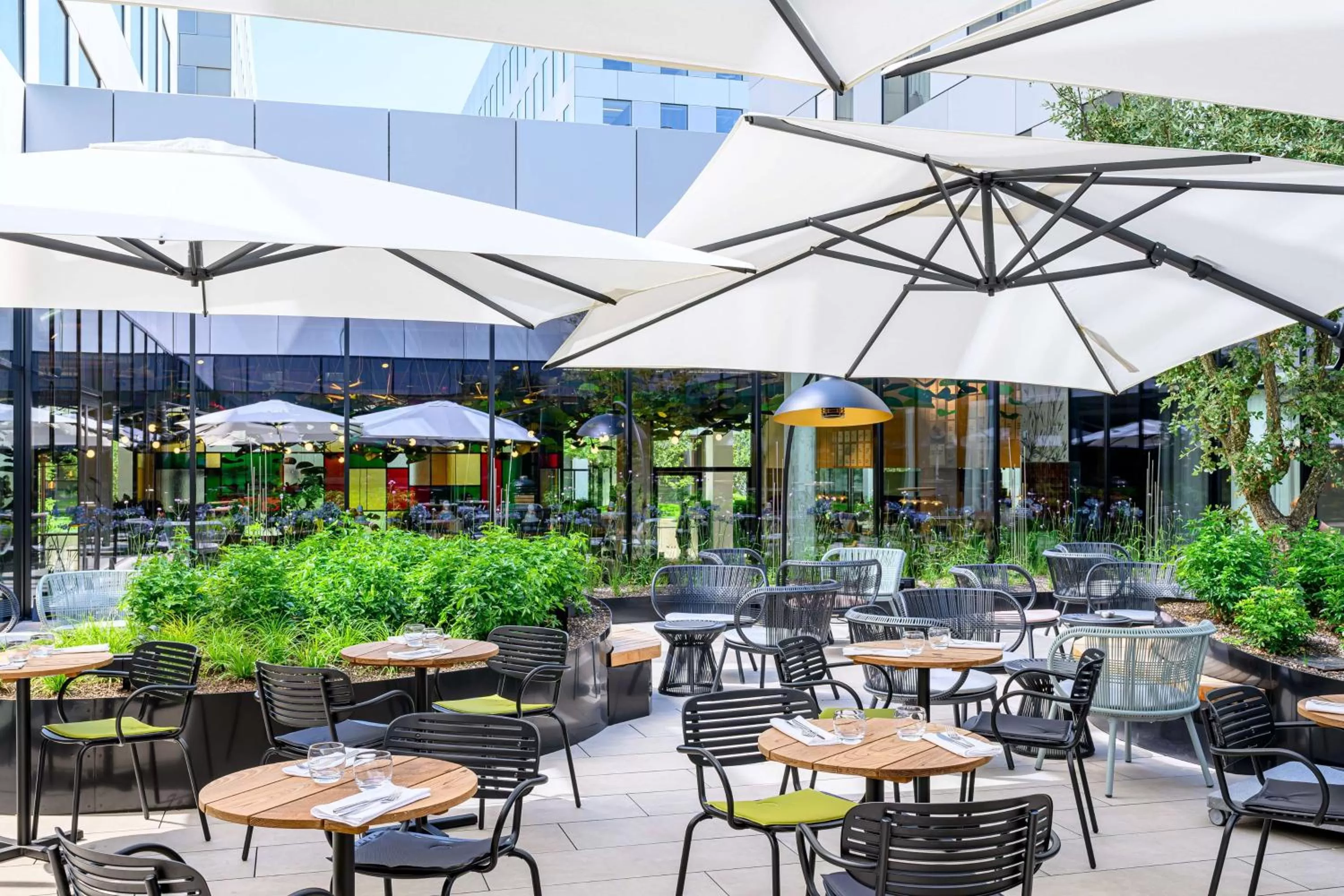 Restaurant/places to eat in Radisson Hotel Antwerp Berchem