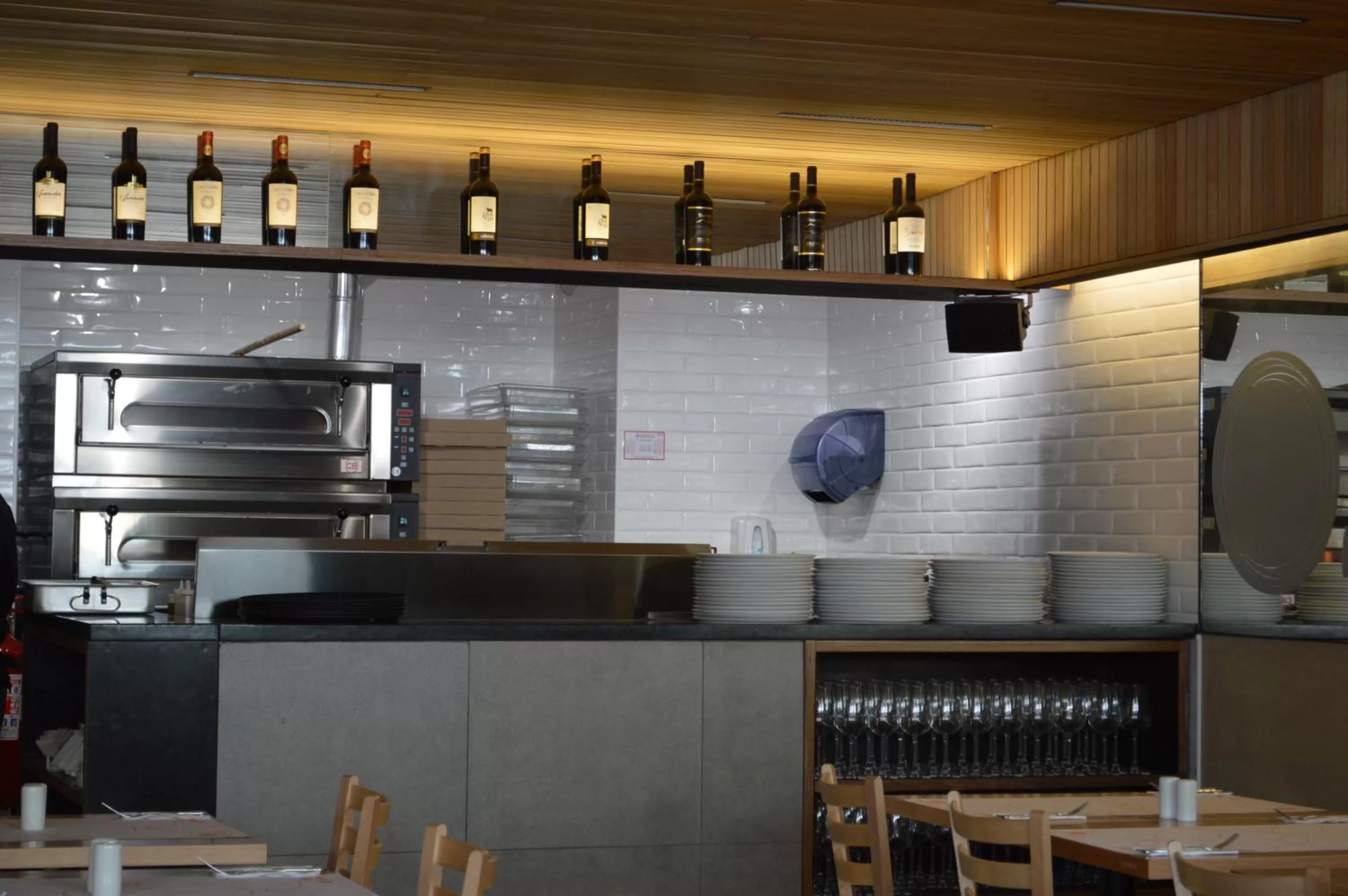 Restaurant/places to eat in Hotel Diego de Velazquez