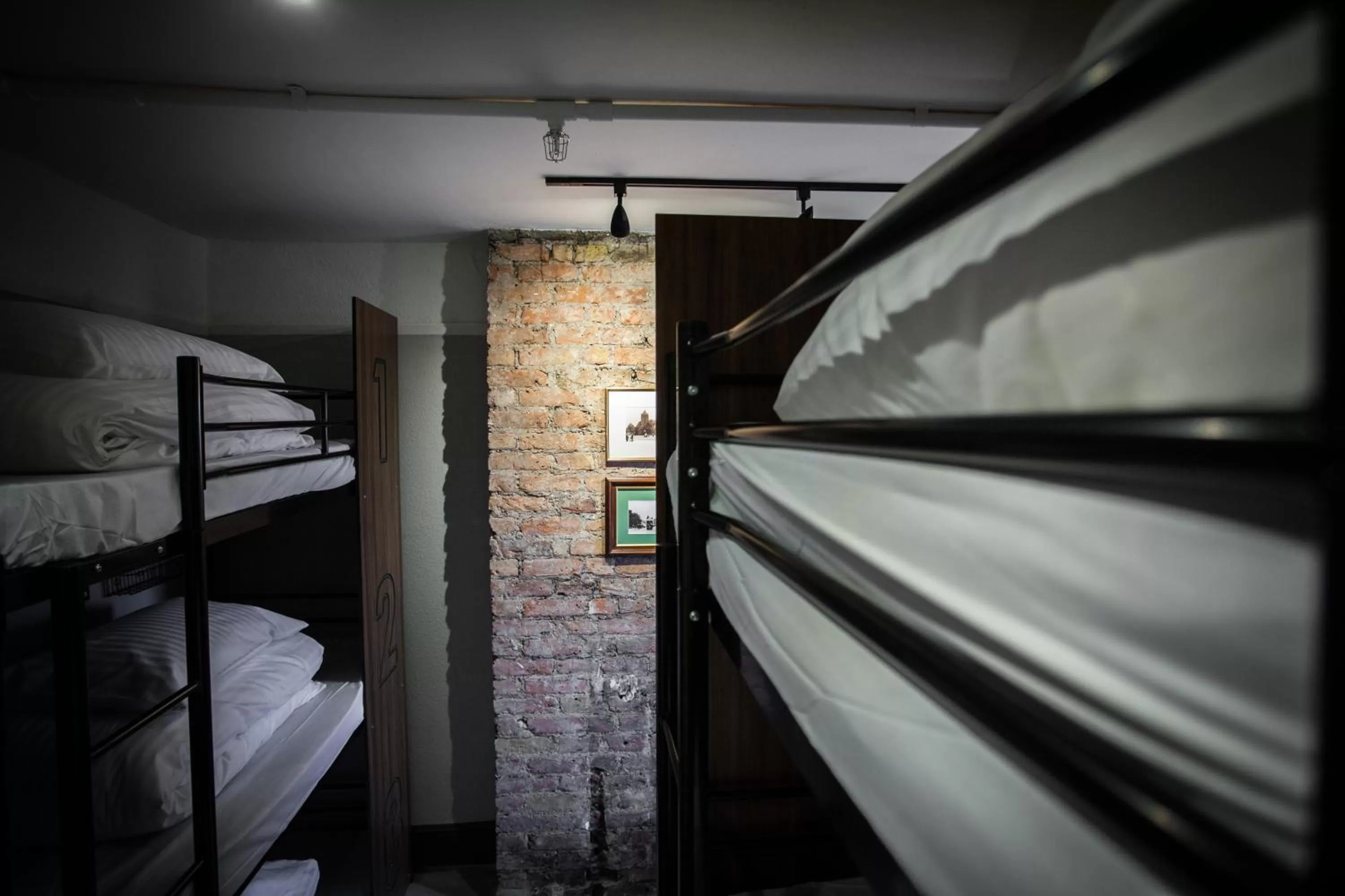 Bedroom, Bed in PubLove @ The Crown, Battersea