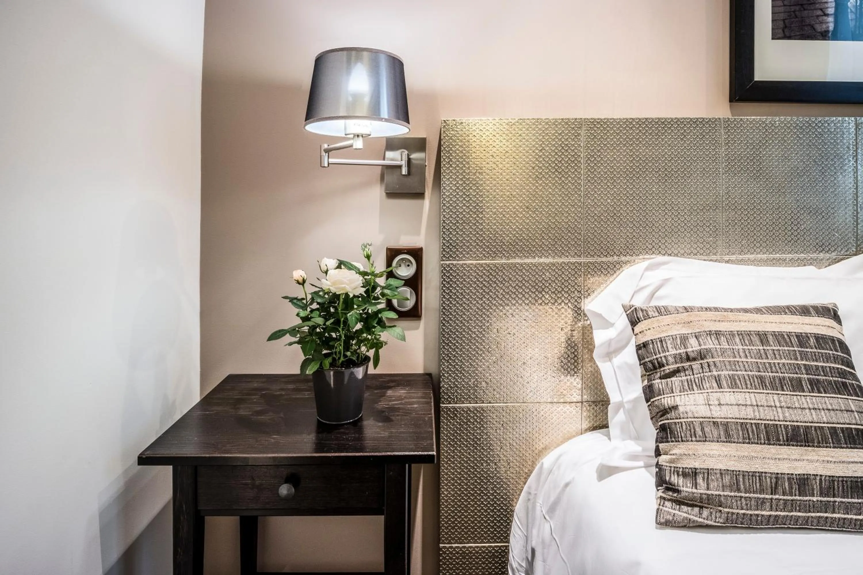 Photo of the whole room, Bed in Hotel Chabrol Opera