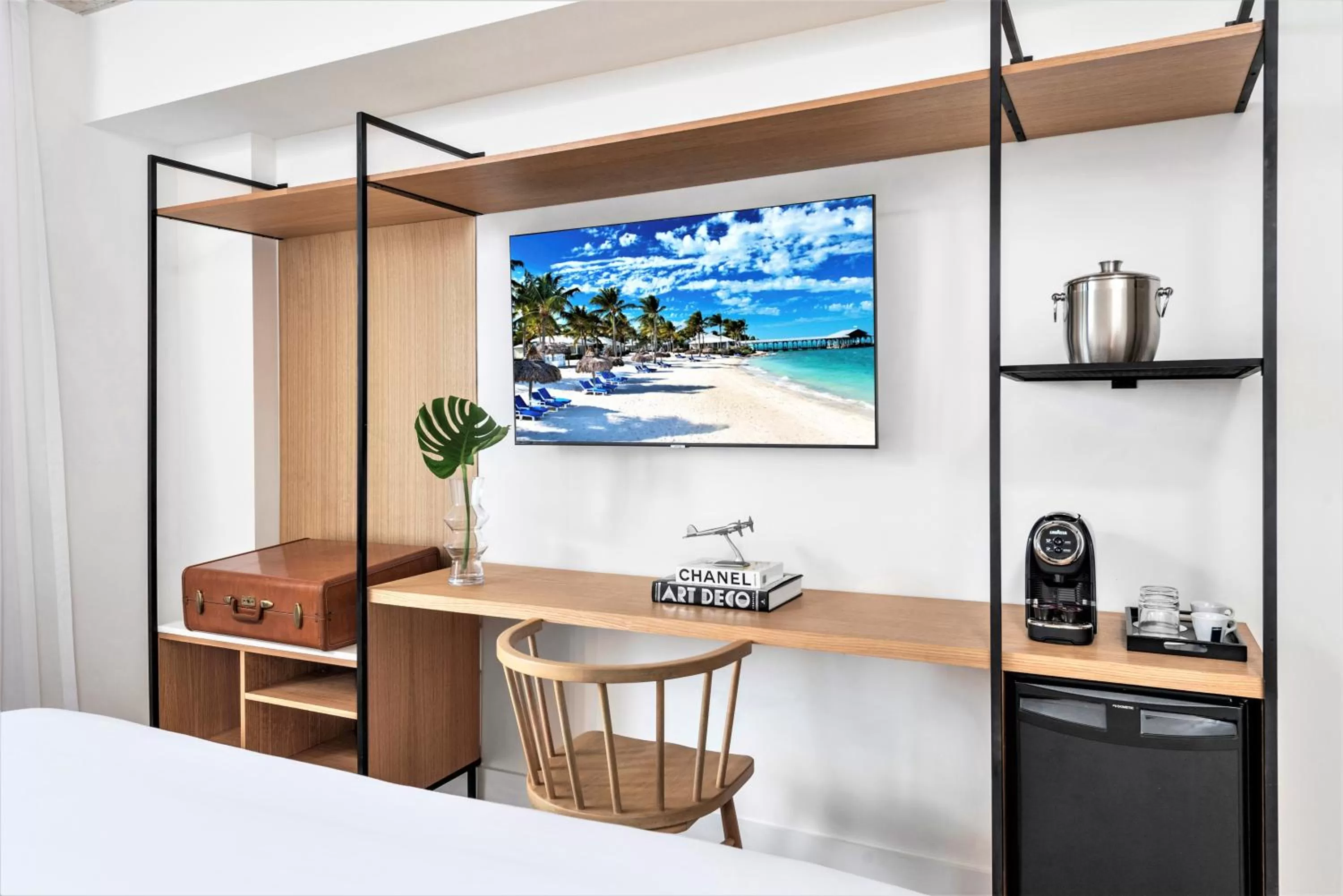 TV and multimedia, Bed in Upsun Hotel