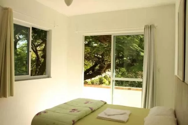 Bed, Pool View in Pousada Green