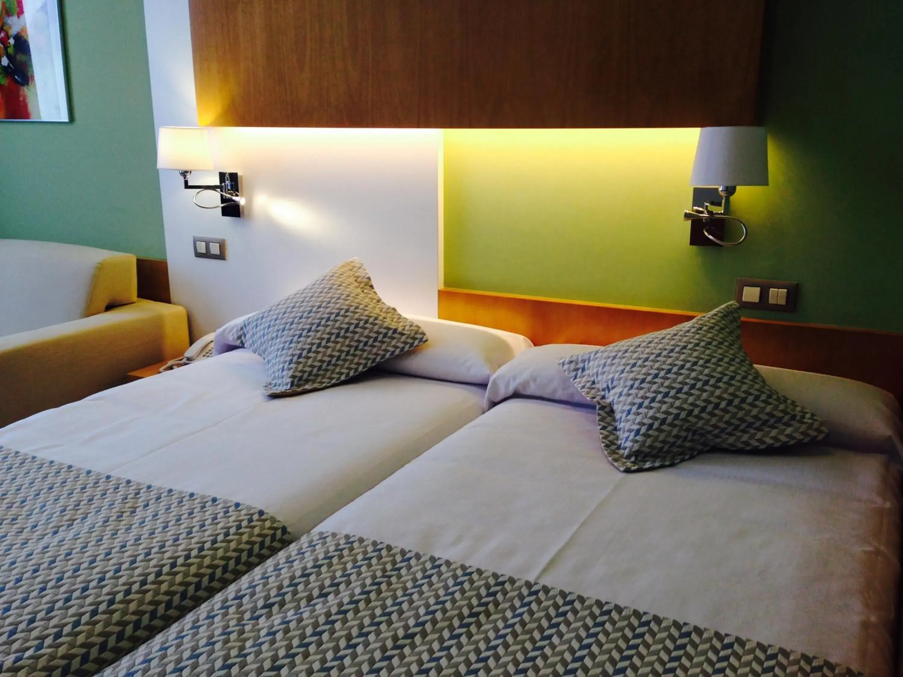 Standard Double or Twin Room with Extra Bed in Hotel Boutique Museo Burgos Standard Double or Twin Room with Extra Bed in Hotel Boutique Museo Burgos