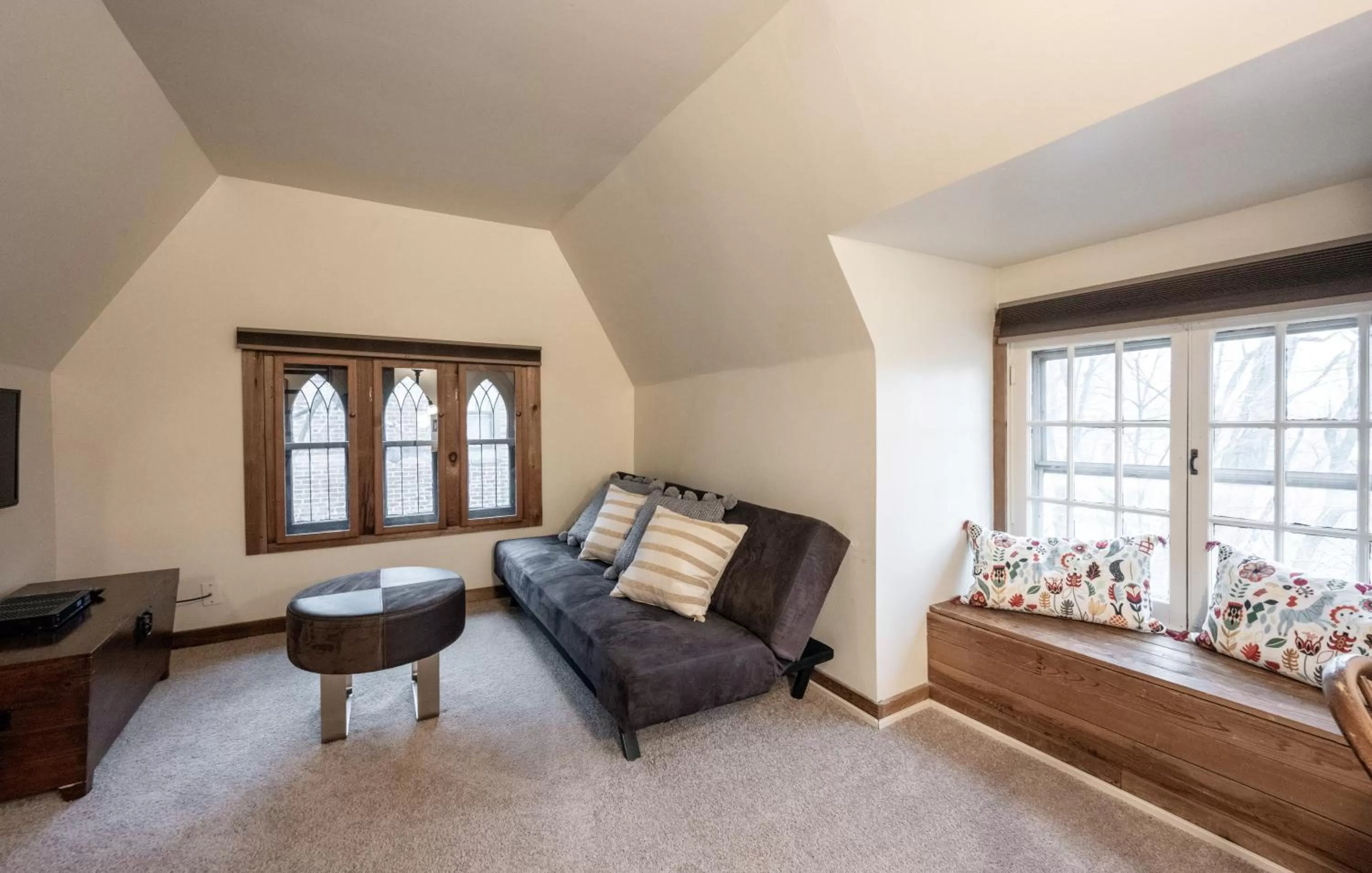Seating area in Stone Soup Inn