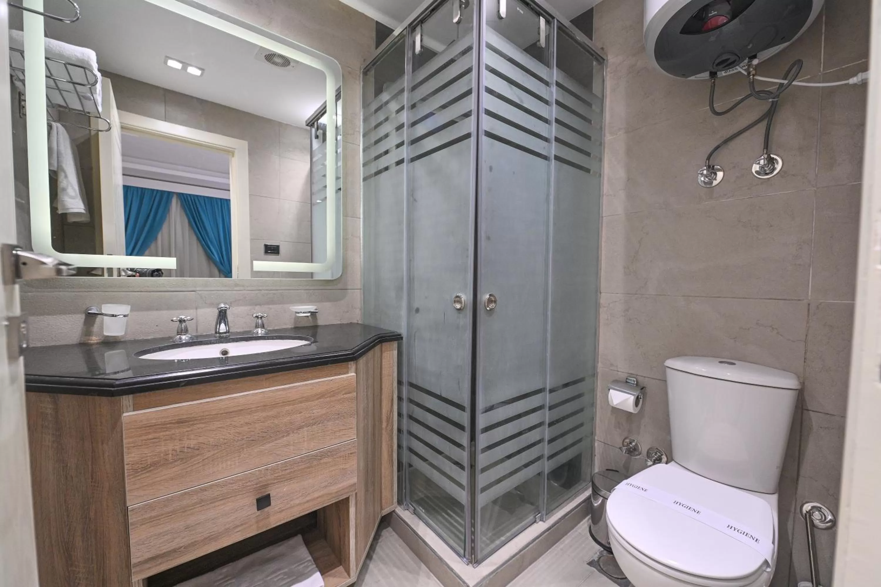 Large Single Room - single occupancy in Pyramids Gem Plaza Hotel & Apartments