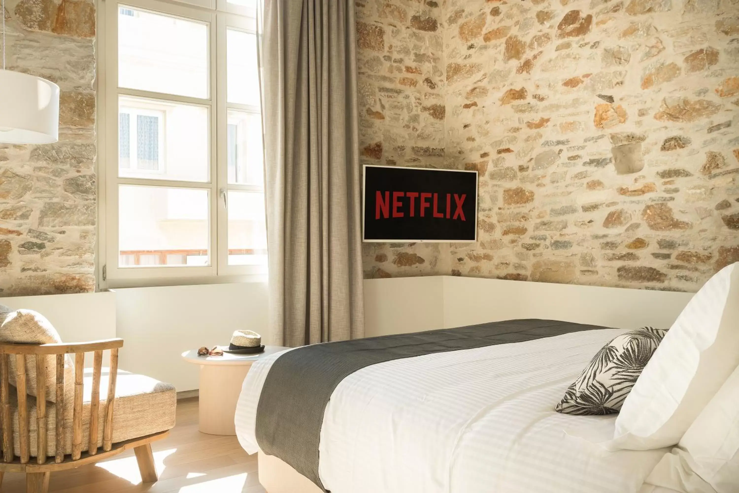 Deluxe Suite in SYROS SOUL LUXURY SUITES Deluxe Suite in SYROS SOUL LUXURY SUITES