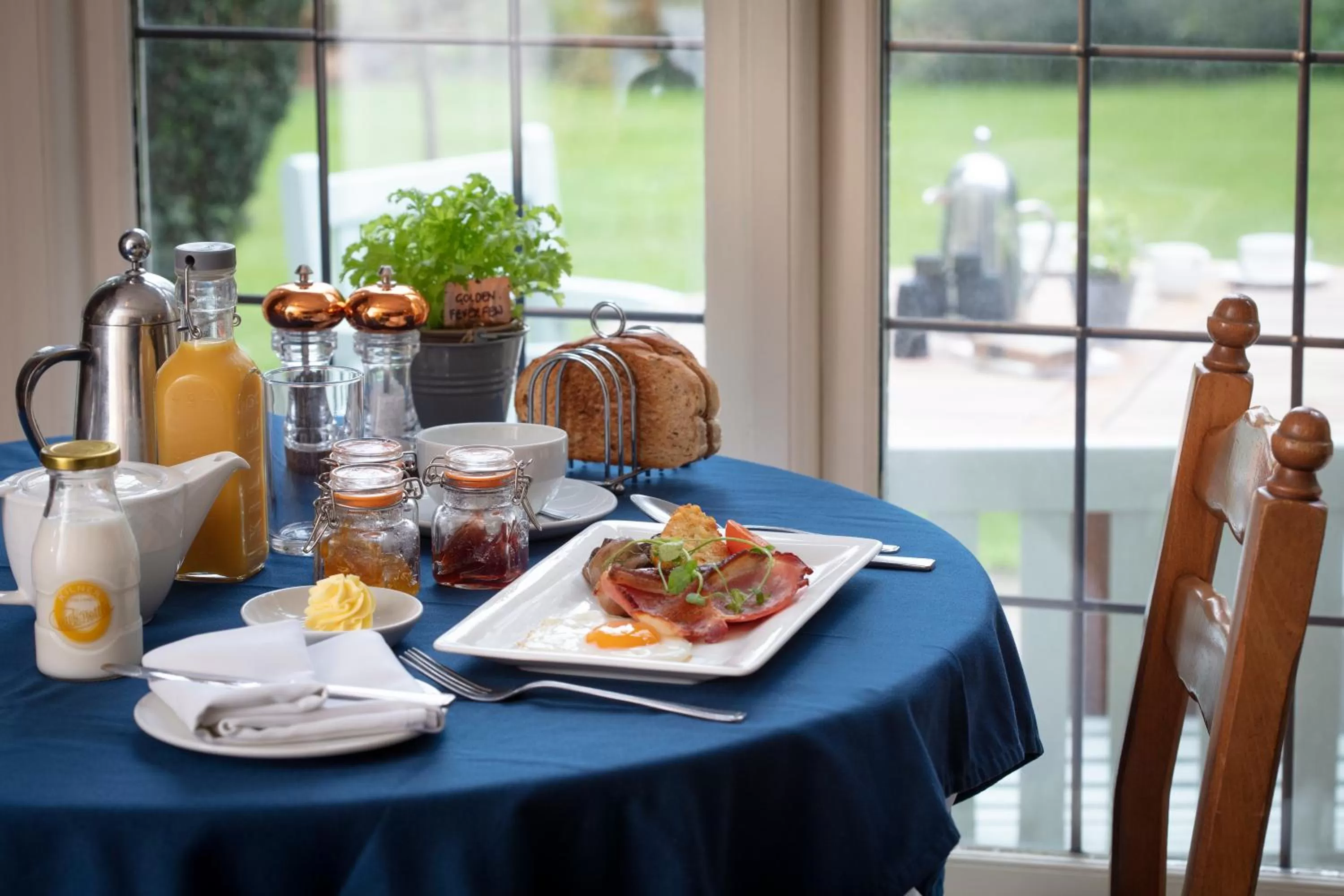 Breakfast in The Grange at Oborne