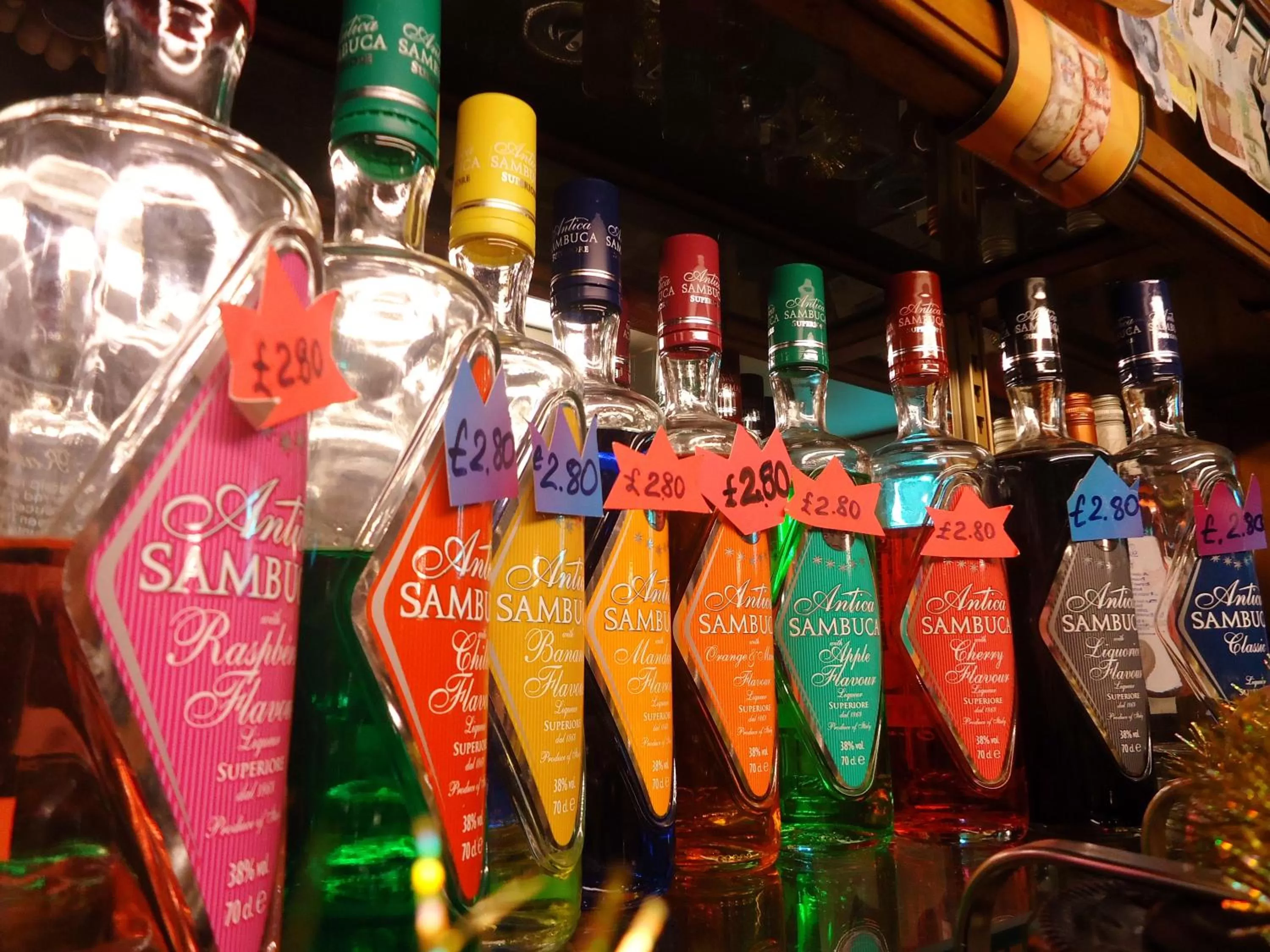 Alcoholic drinks in Hour Glass Hotel