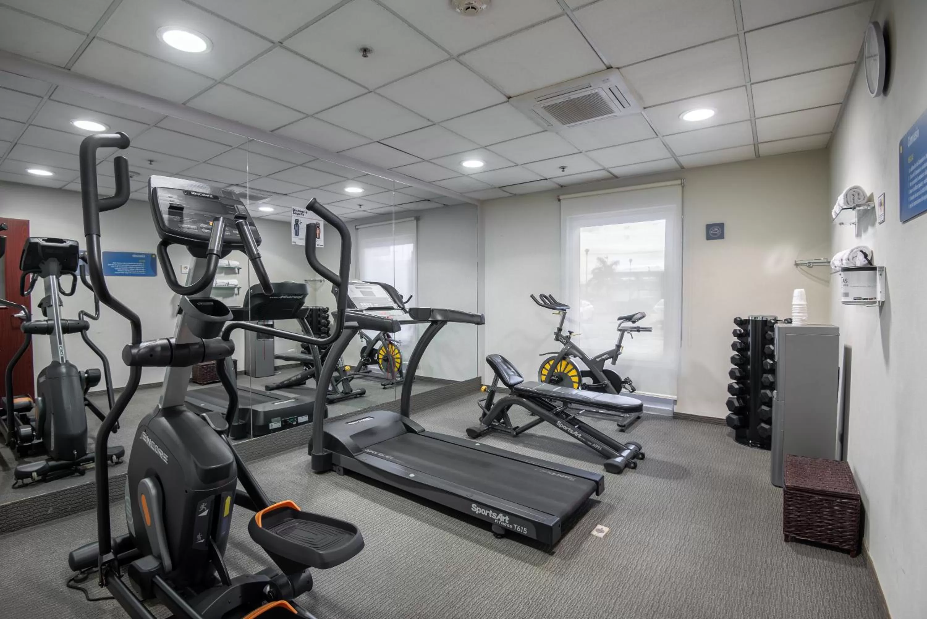 Fitness centre/facilities in City Express by Marriott Tepotzotlán