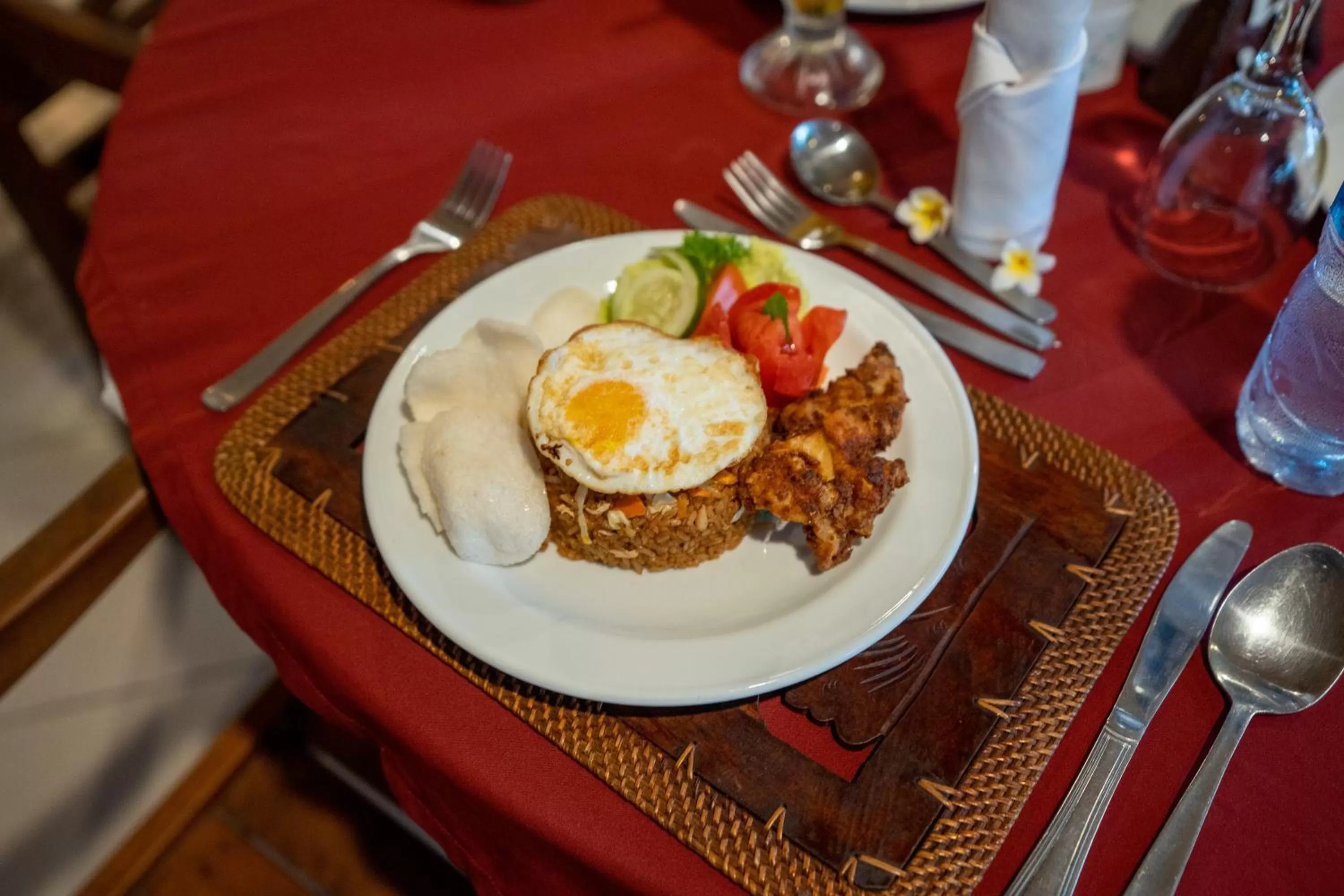 Food and drinks in Hotel Sinar Bali Legian