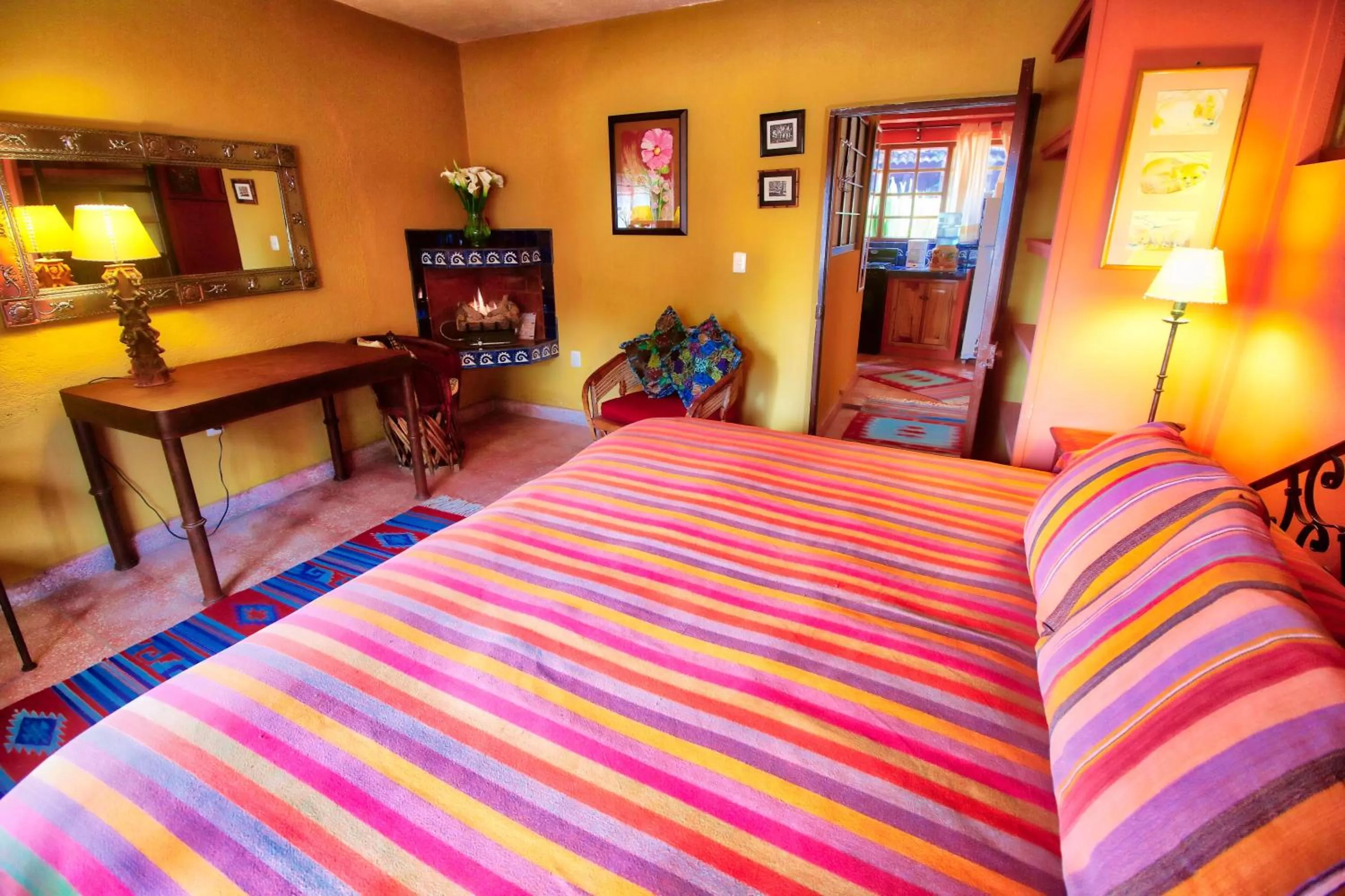 Bedroom, Bed in Hotel Casa Encantada
