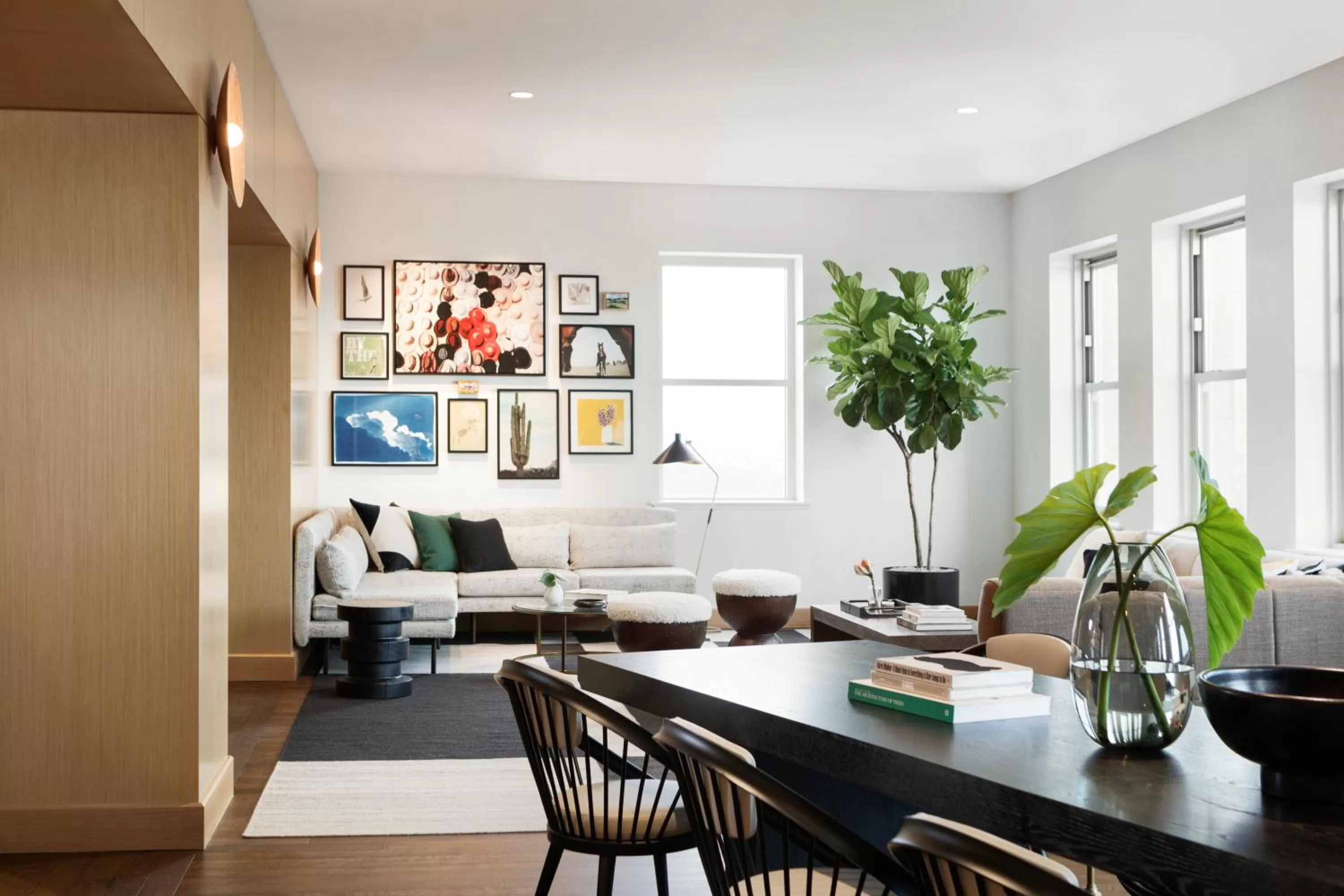 Property building in Kimpton - Harper Hotel by IHG