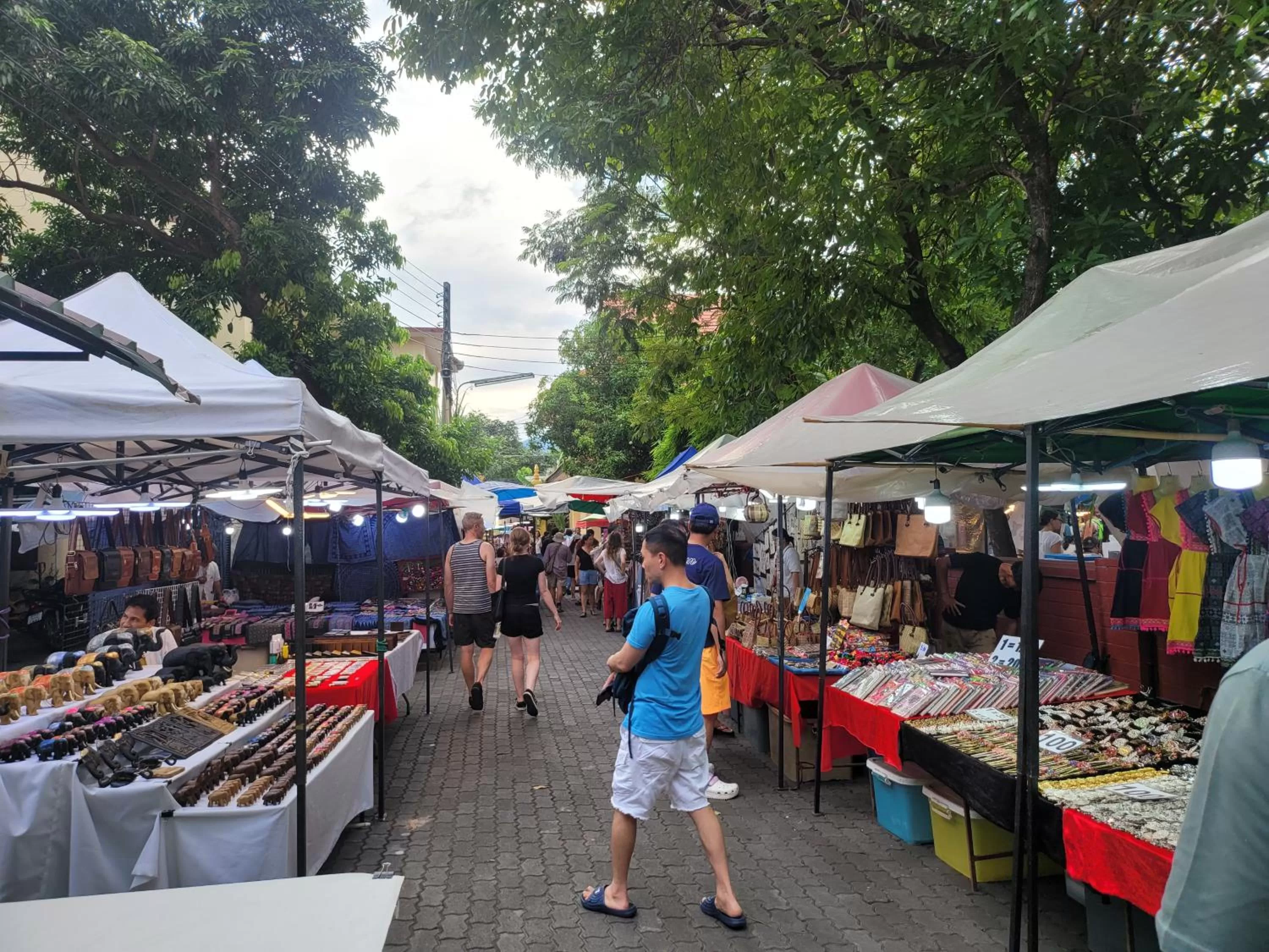 Shopping Area in THAI HOTEL CHIANGMAI