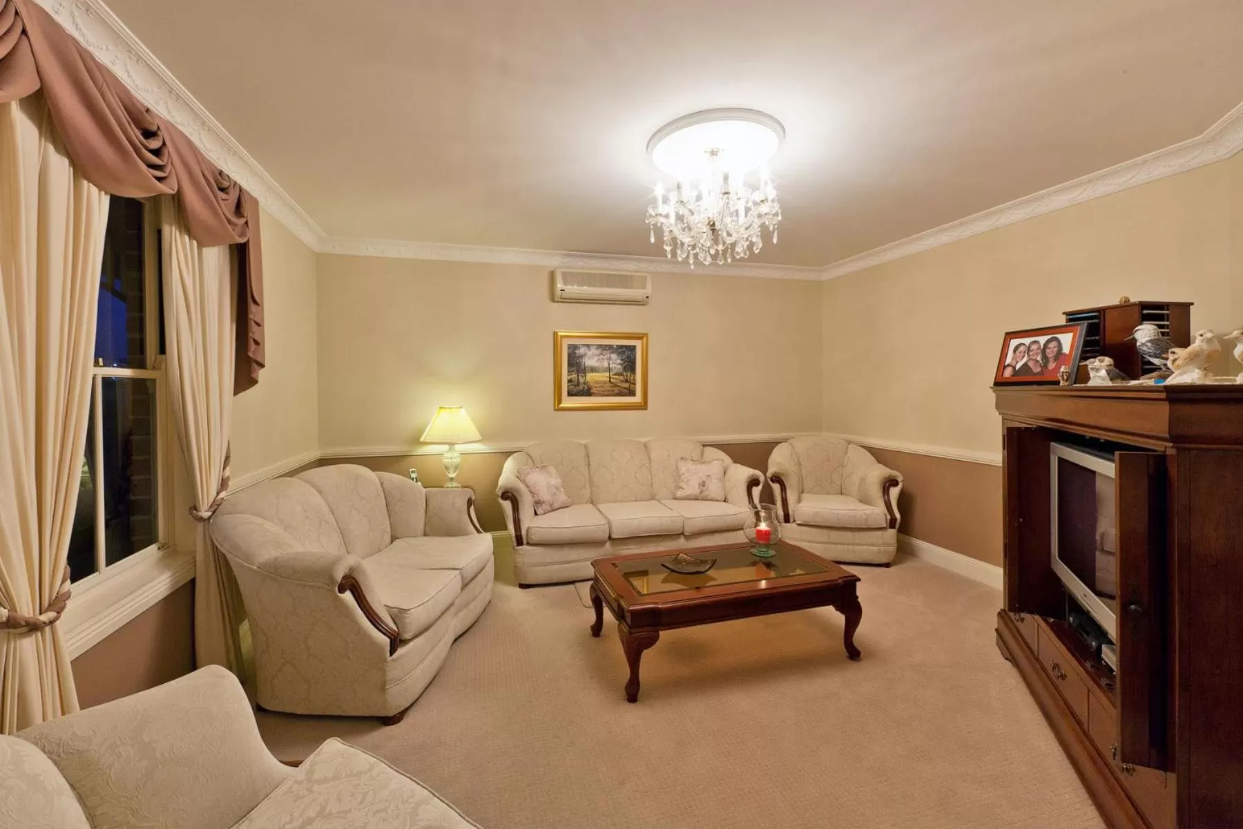 Lounge or bar, Seating Area in Plumes Boutique Bed & Breakfast