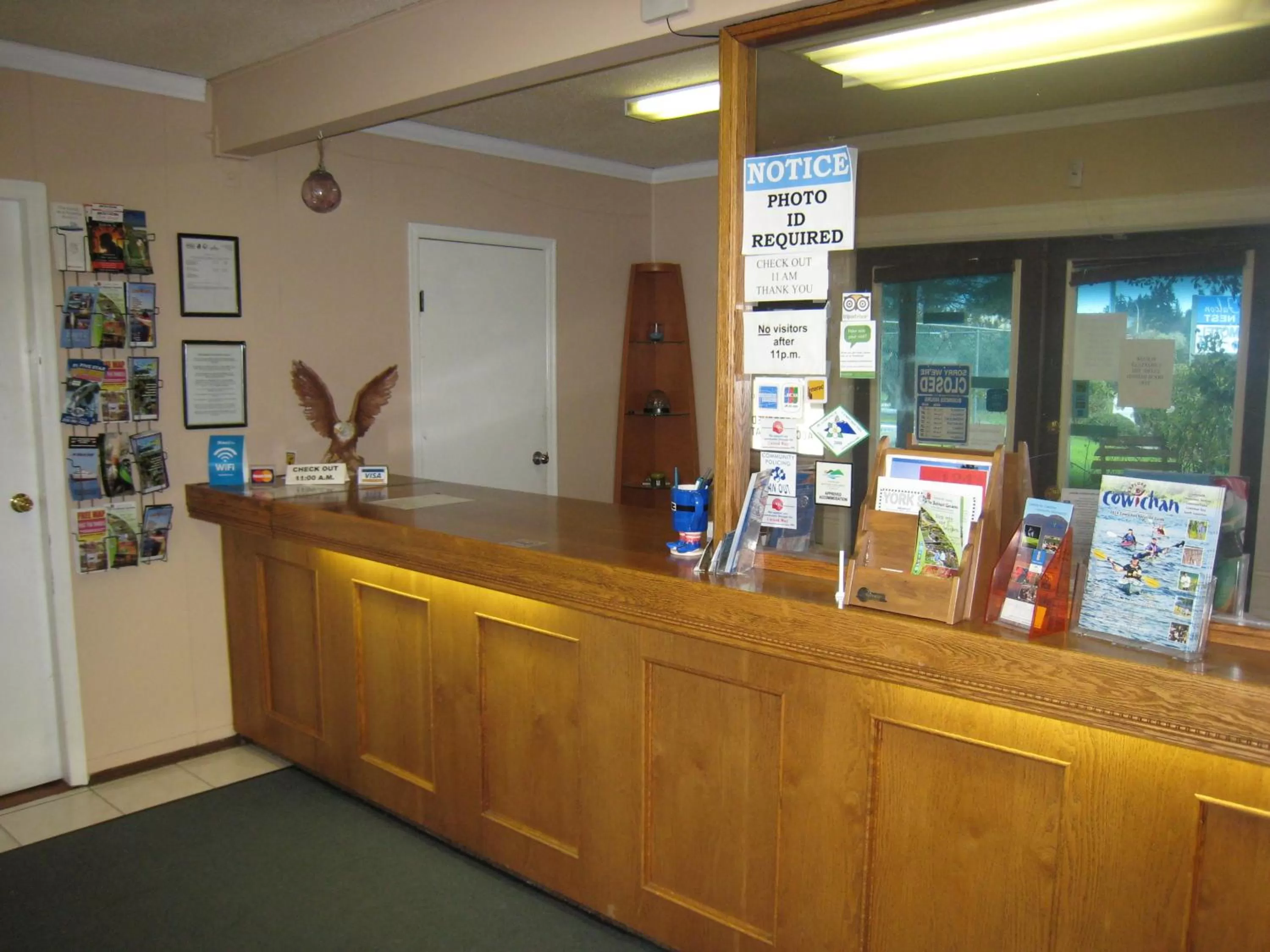 Facade/entrance in Falcon Nest Motel