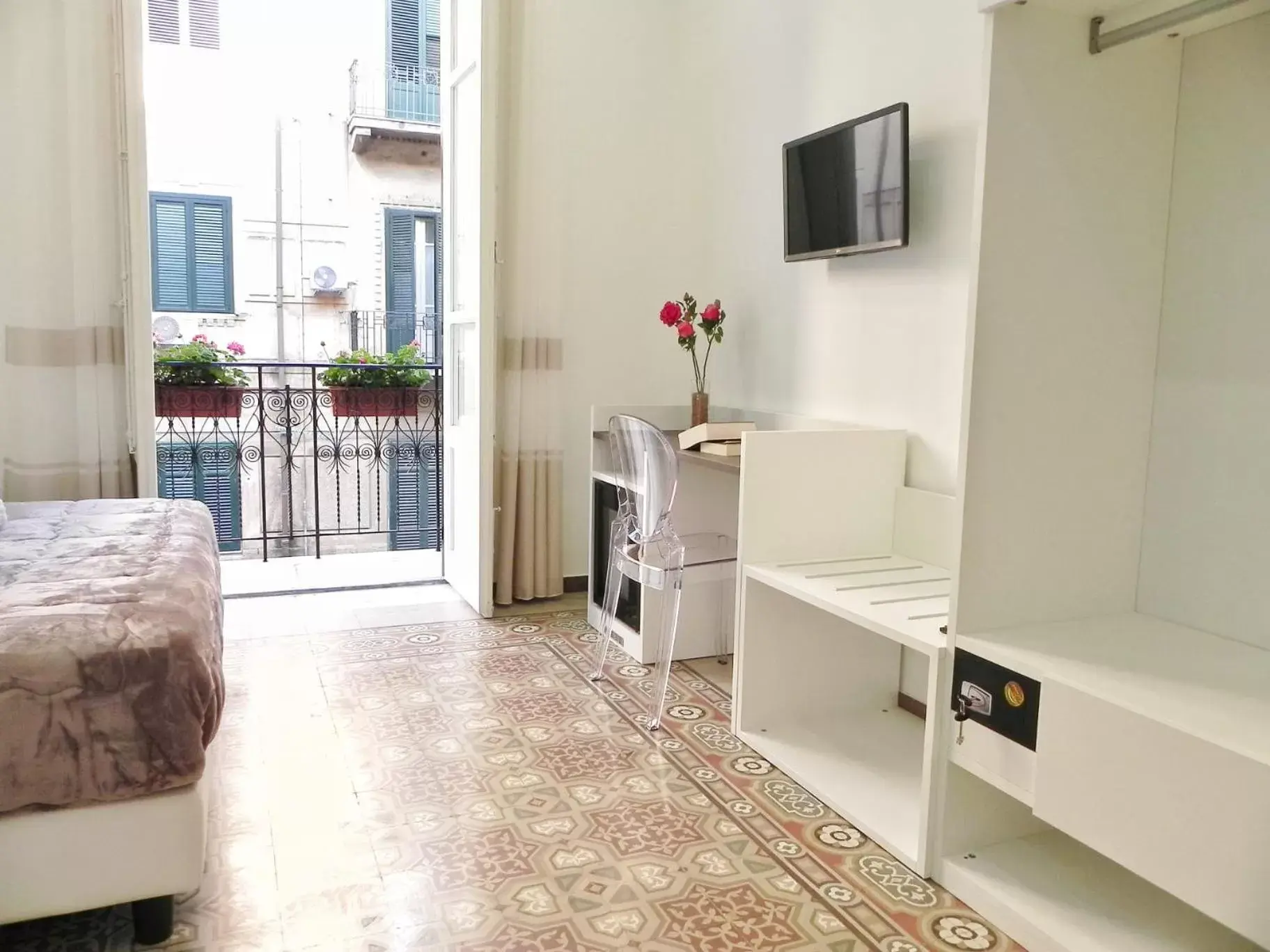 Double Room with Private Bathroom - single occupancy in Ai Quartieri Double Room with Private Bathroom - single occupancy in Ai Quartieri