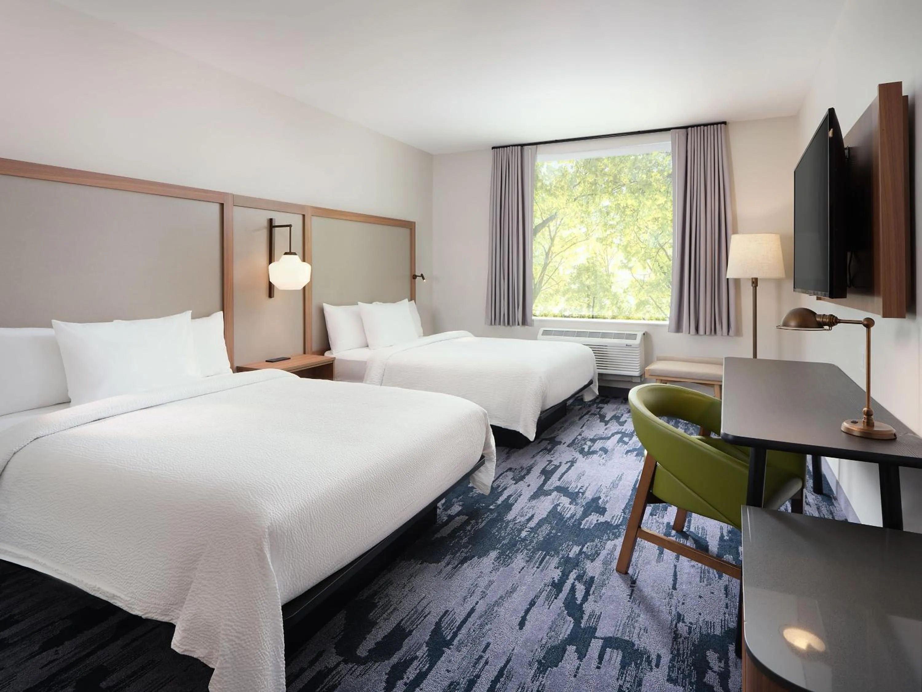 Bed in Fairfield Inn & Suites by Marriott Fort Lauderdale Northwest