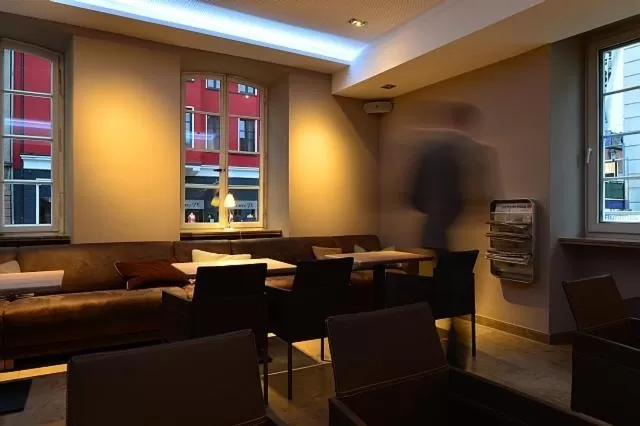 Day, Restaurant/Places to Eat in Domaine Leidinger