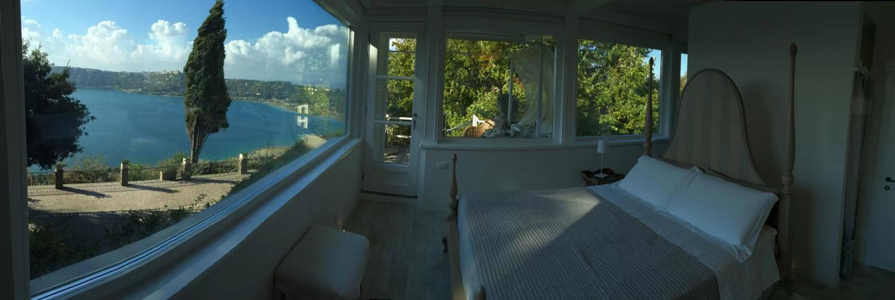 Bedroom in Villa Pocci