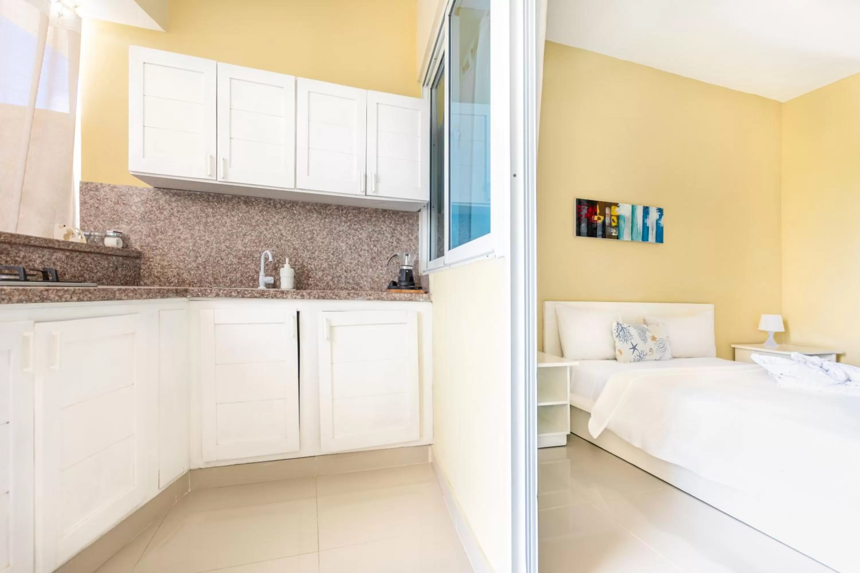 Kitchen or kitchenette, Bed in Bella Vida Hotel Punta Cana