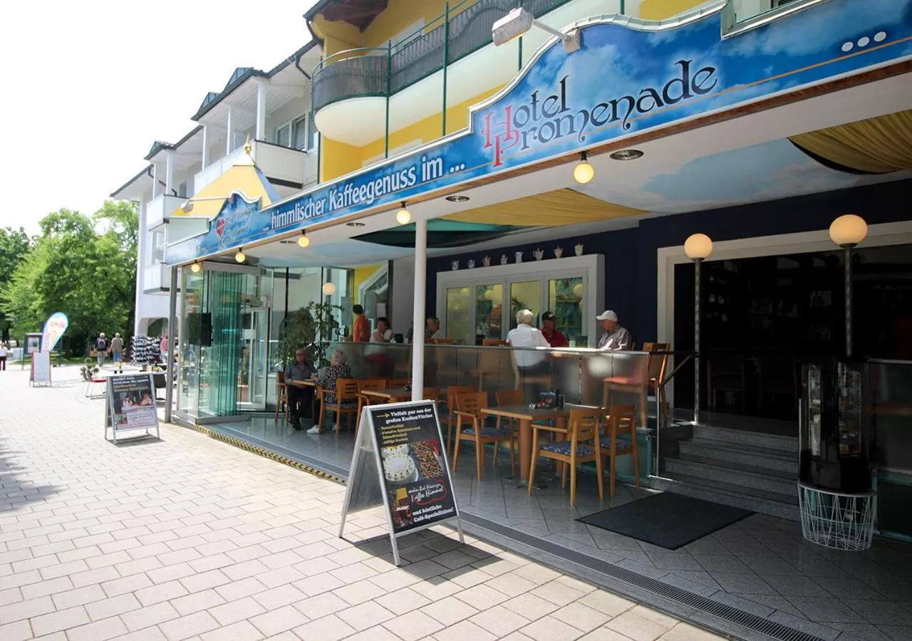 Facade/entrance in Hotel Promenade