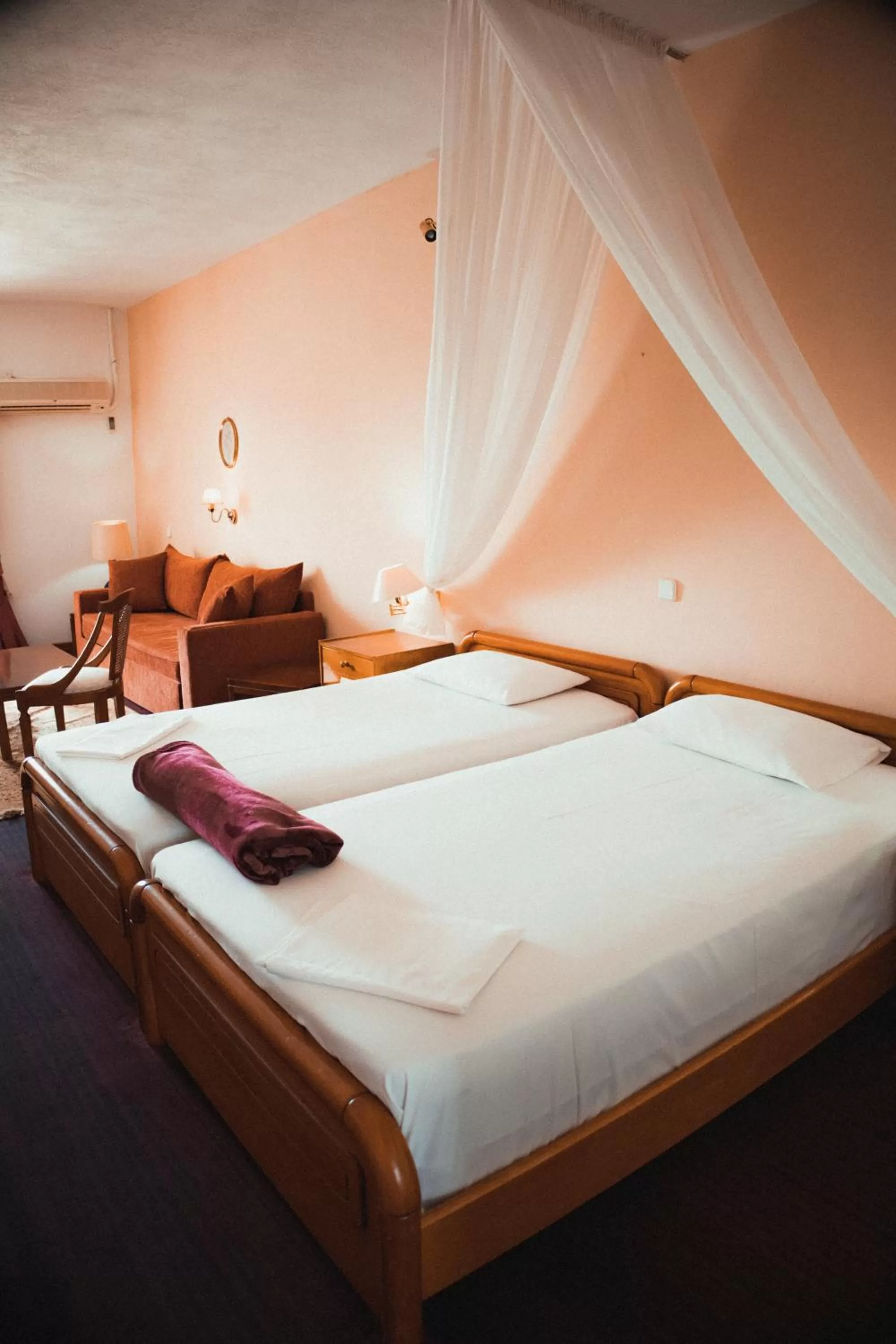 Bed in Villa Olympia