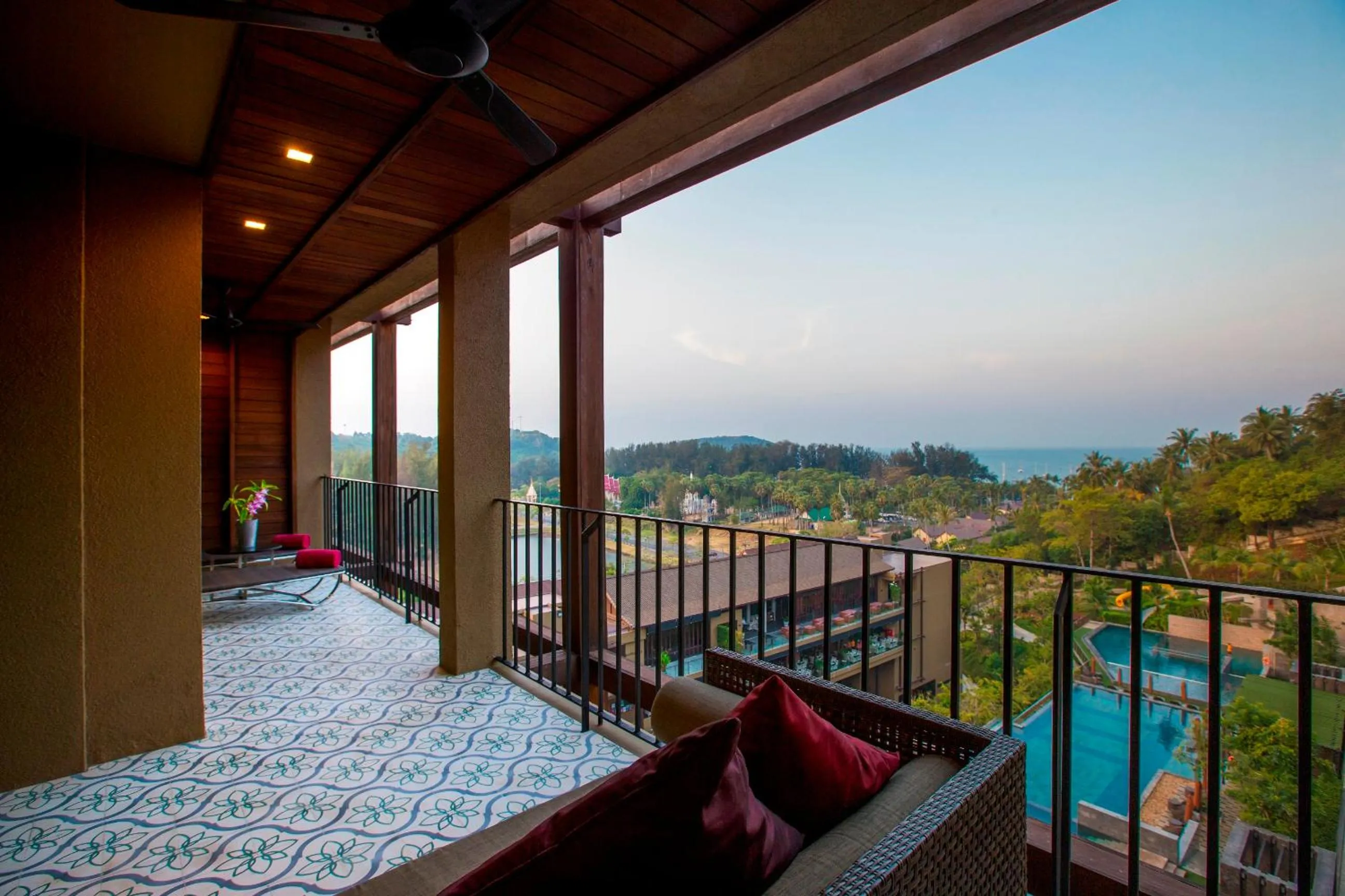 Balcony/Terrace in SUNSURI PHUKET, Nai Harn Beach