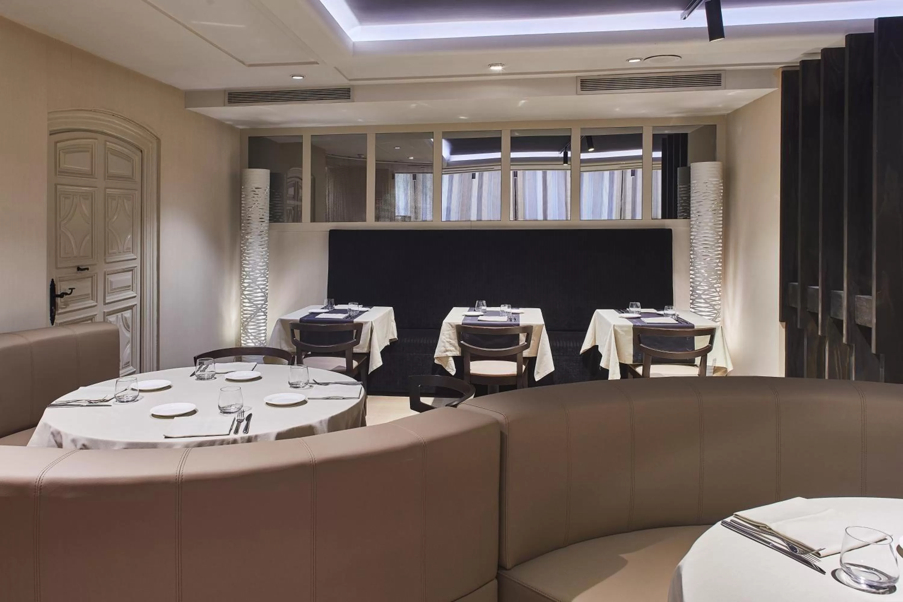 Restaurant/places to eat in Silken Ramblas