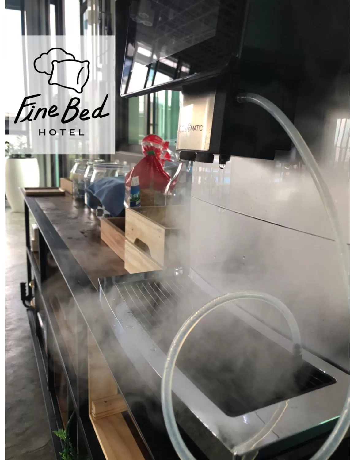 Coffee/tea facilities in Fine Bed Hotel