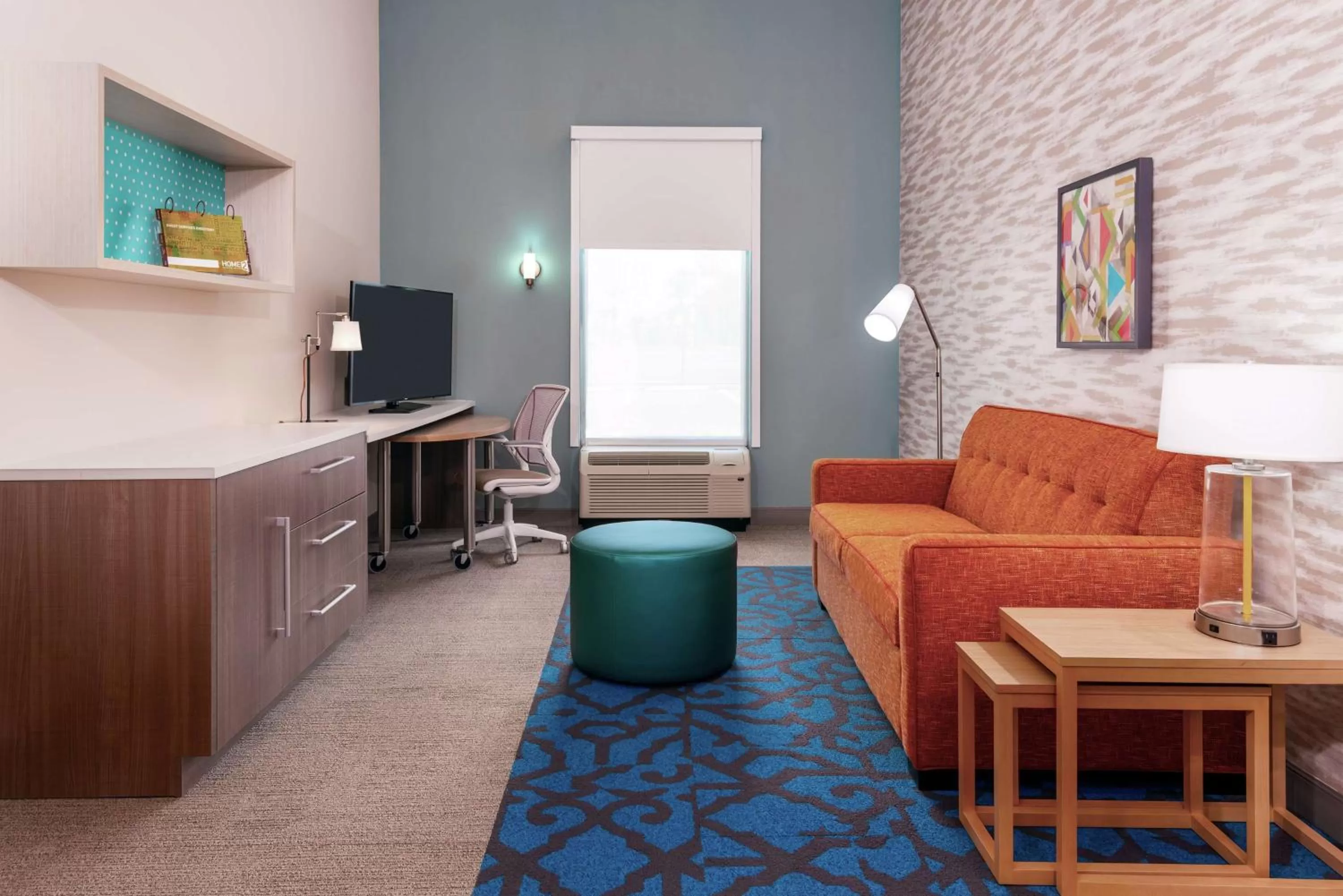 Bedroom in Home2 Suites By Hilton Orlando Near Universal