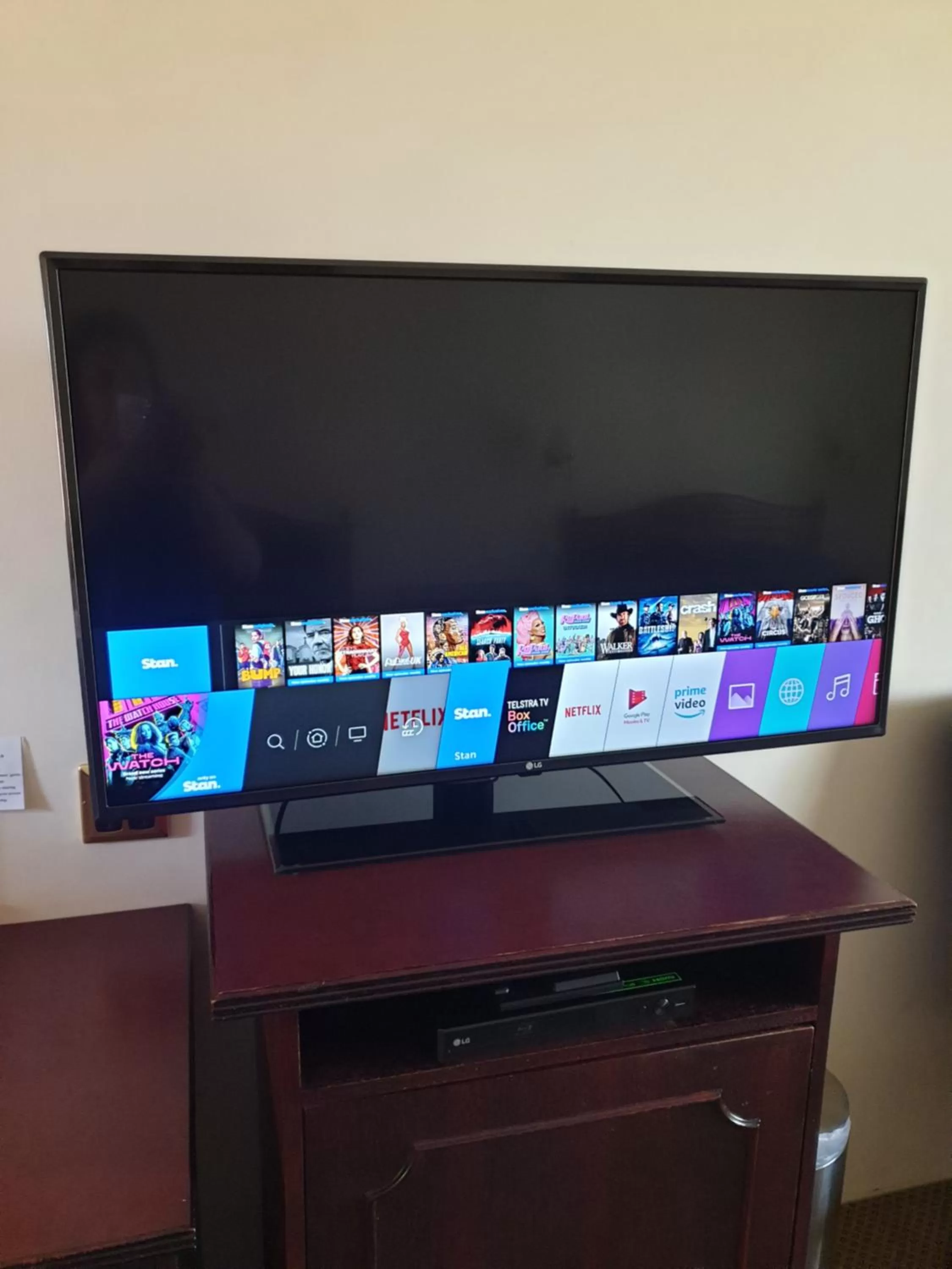 TV and multimedia in Australian Heritage Motor Inn