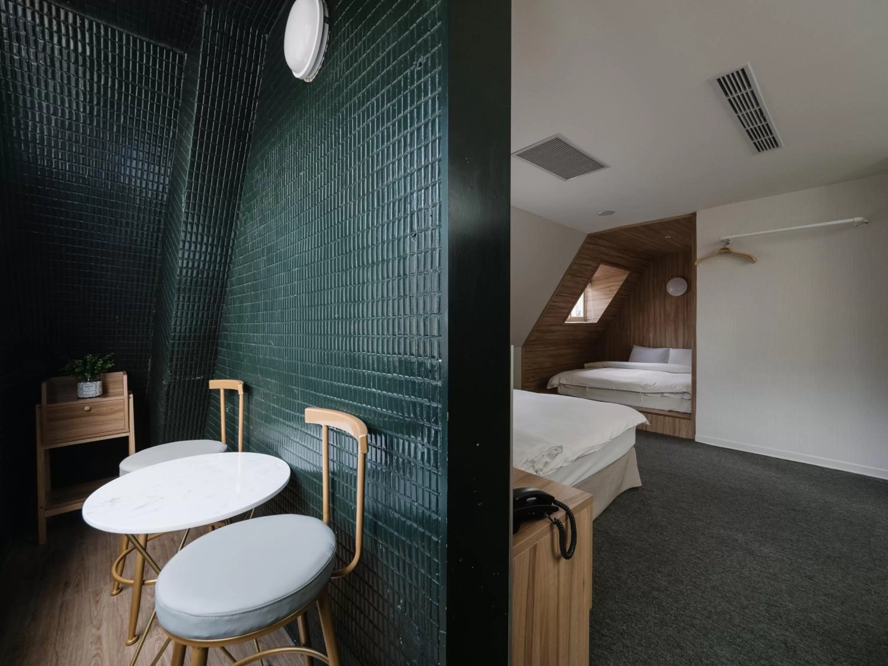 Balcony/Terrace, Bed in Hotel attic