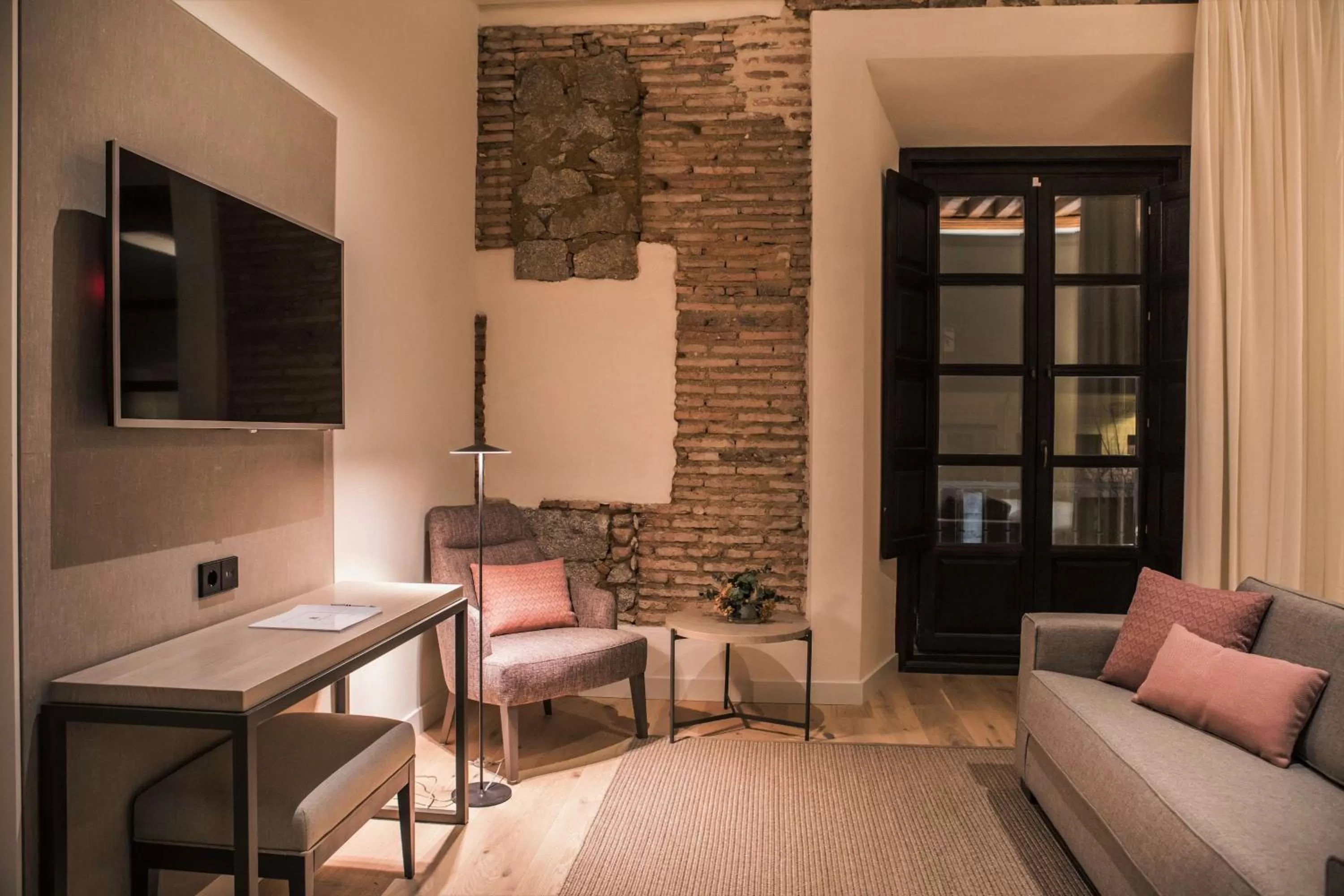 Photo of the whole room in Sofraga Palacio