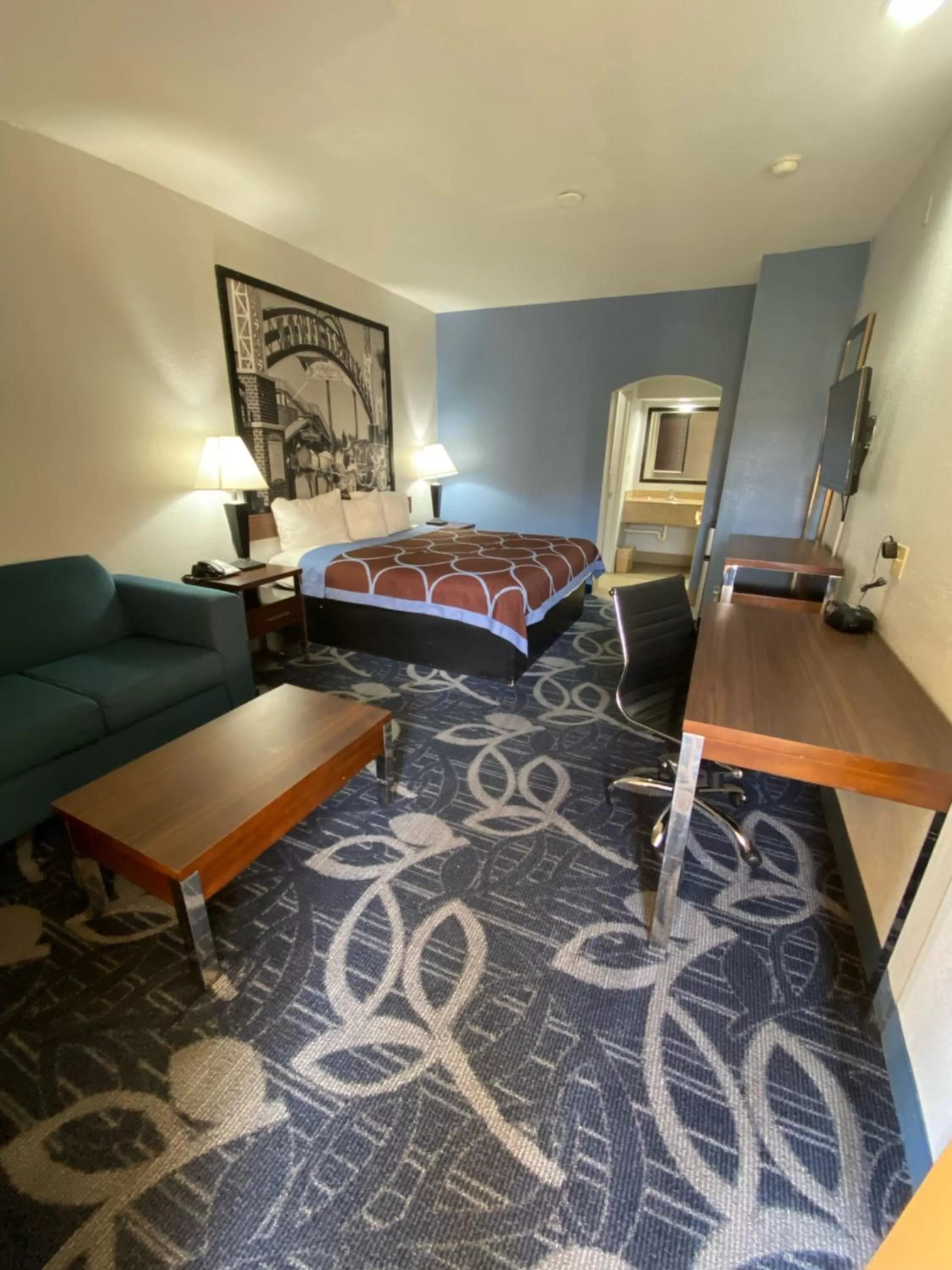 Super 8 by Wyndham Houston Hobby Airport South