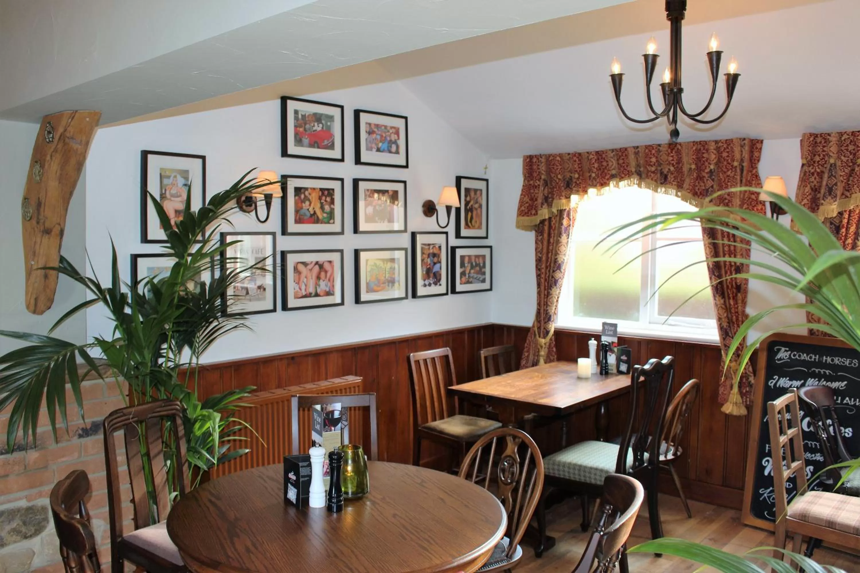 Restaurant/places to eat in The Coach and Horses