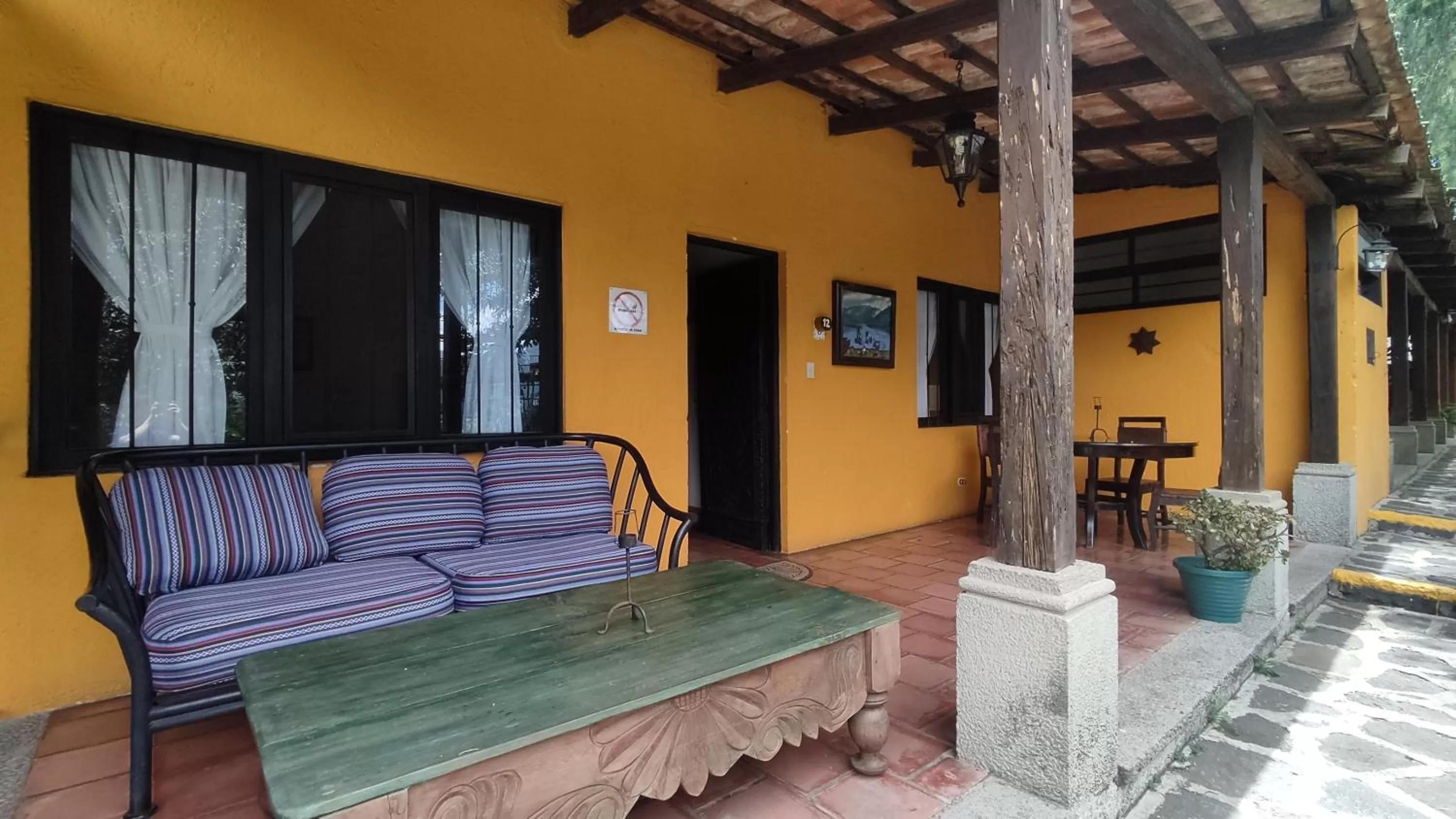 Patio, Seating Area in Hotel Toliman