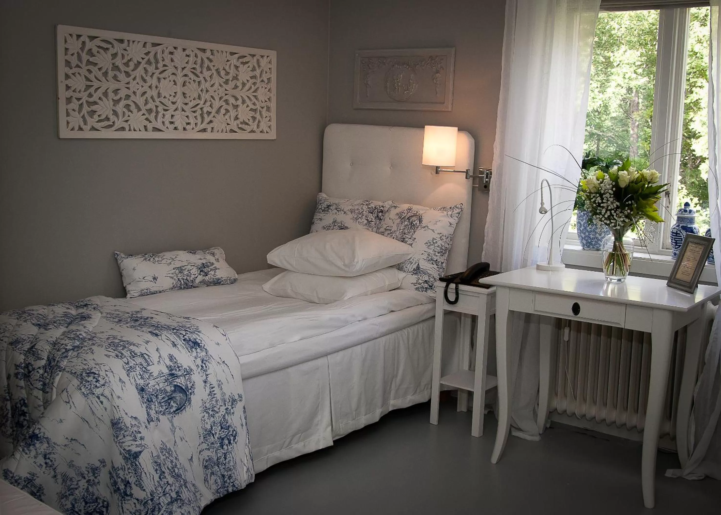 Photo of the whole room, Bed in Karstorp Säteri – Hotell och Konferens