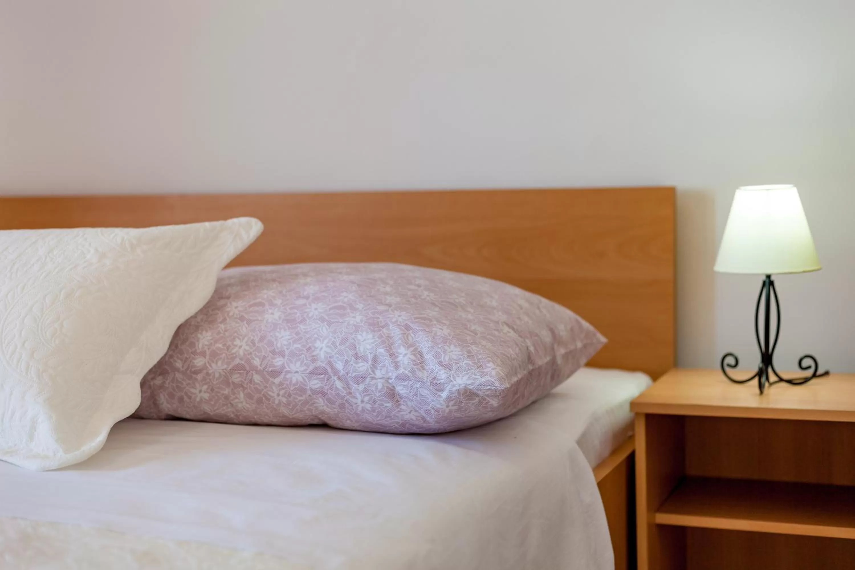 Bed in Rooms Marinac