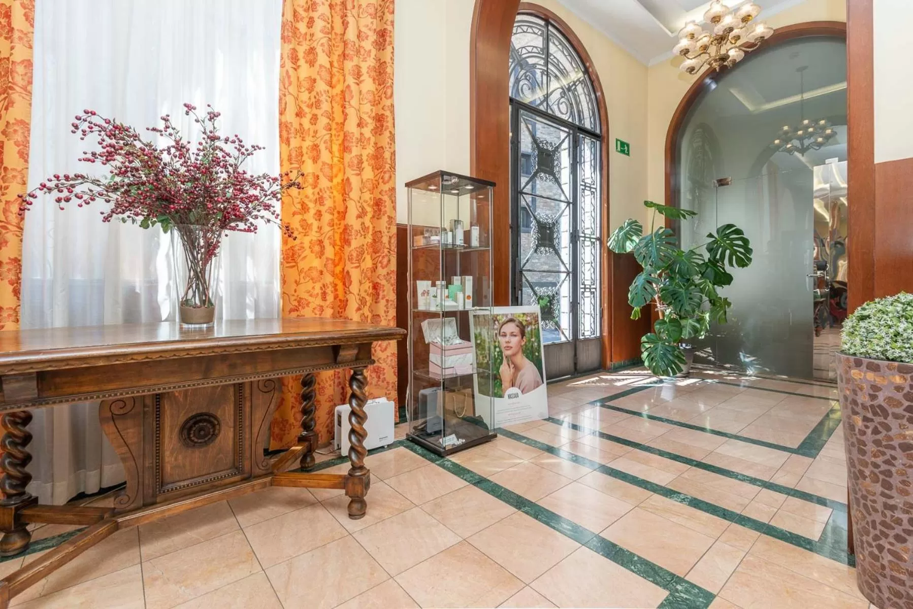 Lobby or reception in Hotel Spa Termes Carlemany