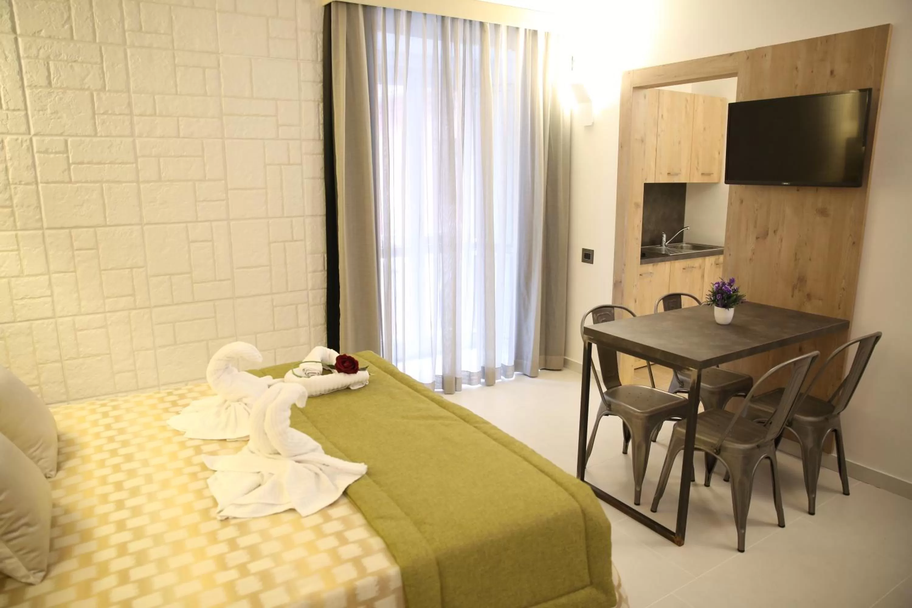 Bed in Relais Piazza Del Plebiscito B&B