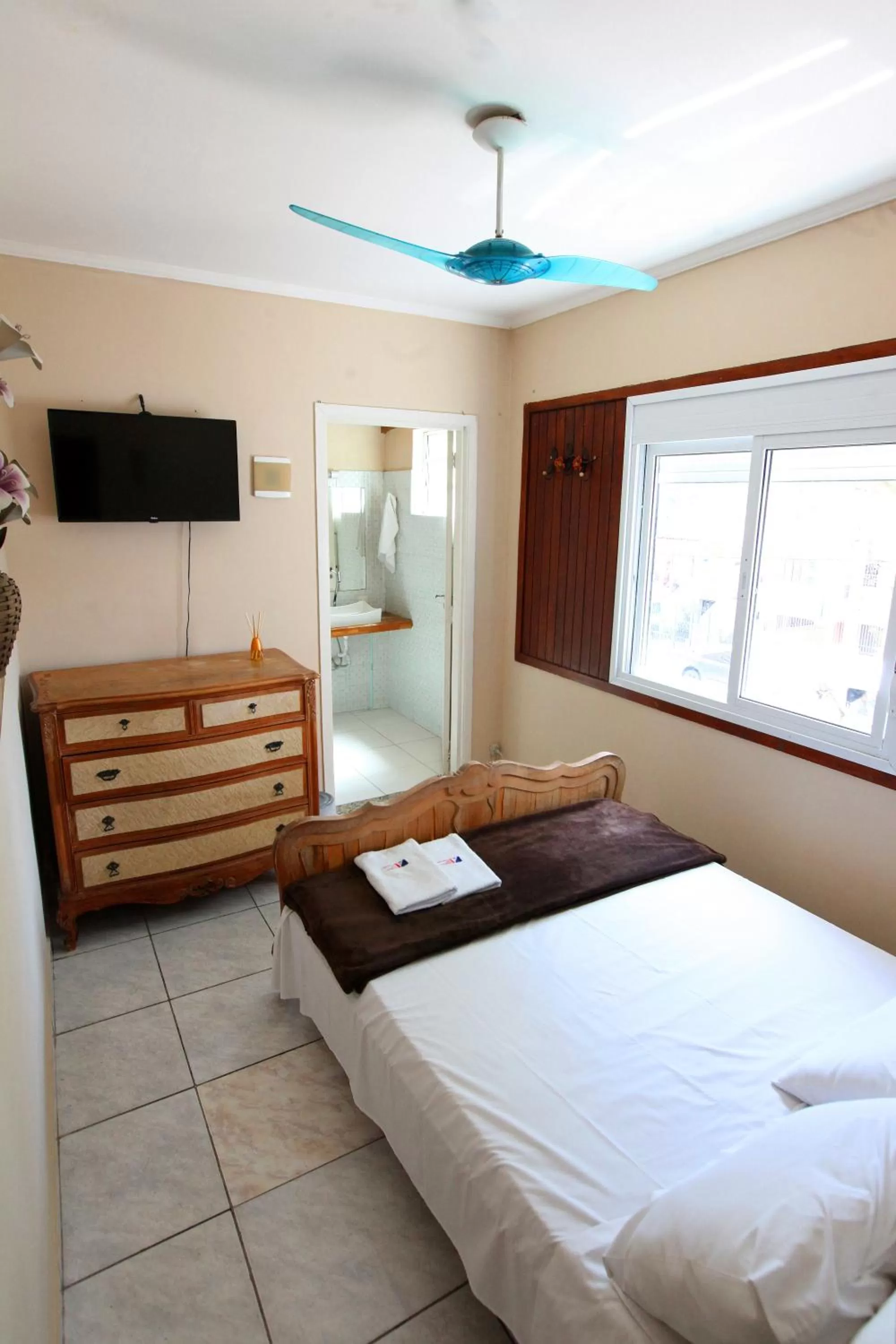 Day, Bed in Pousada dos Franceses