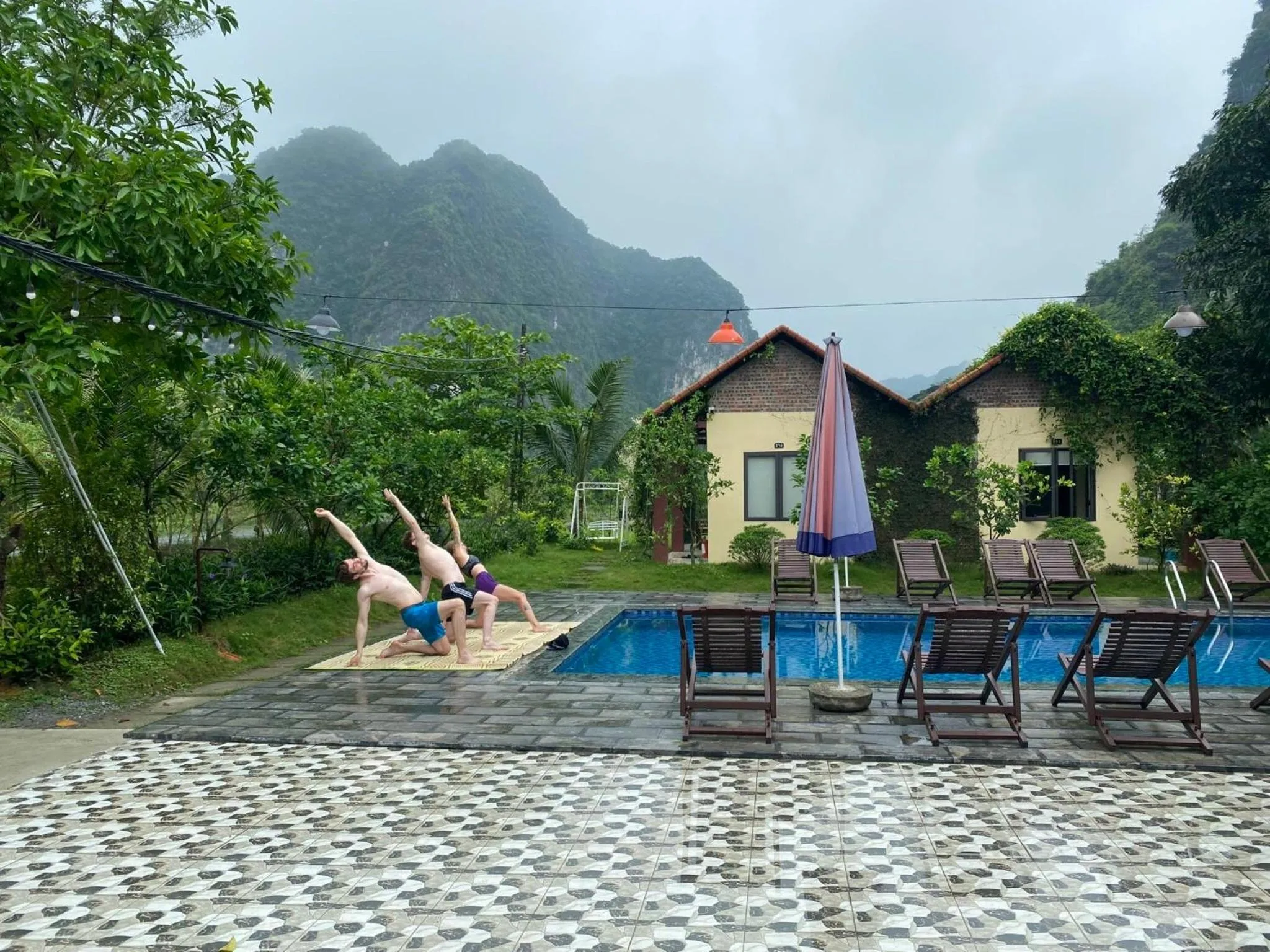 Activities in Trang An Retreat