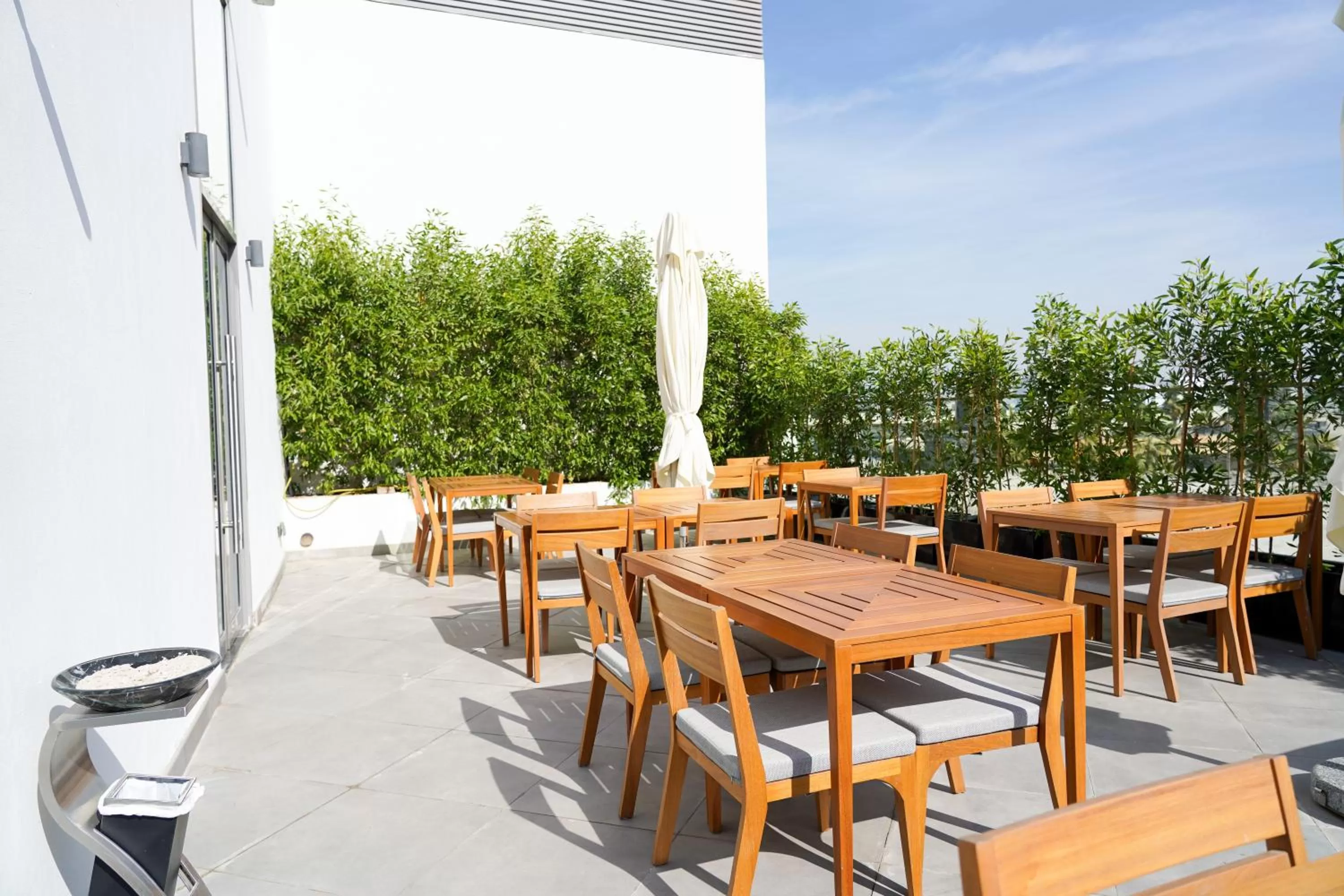 Restaurant/places to eat in IntercityHotel Dubai Jaddaf Waterfront