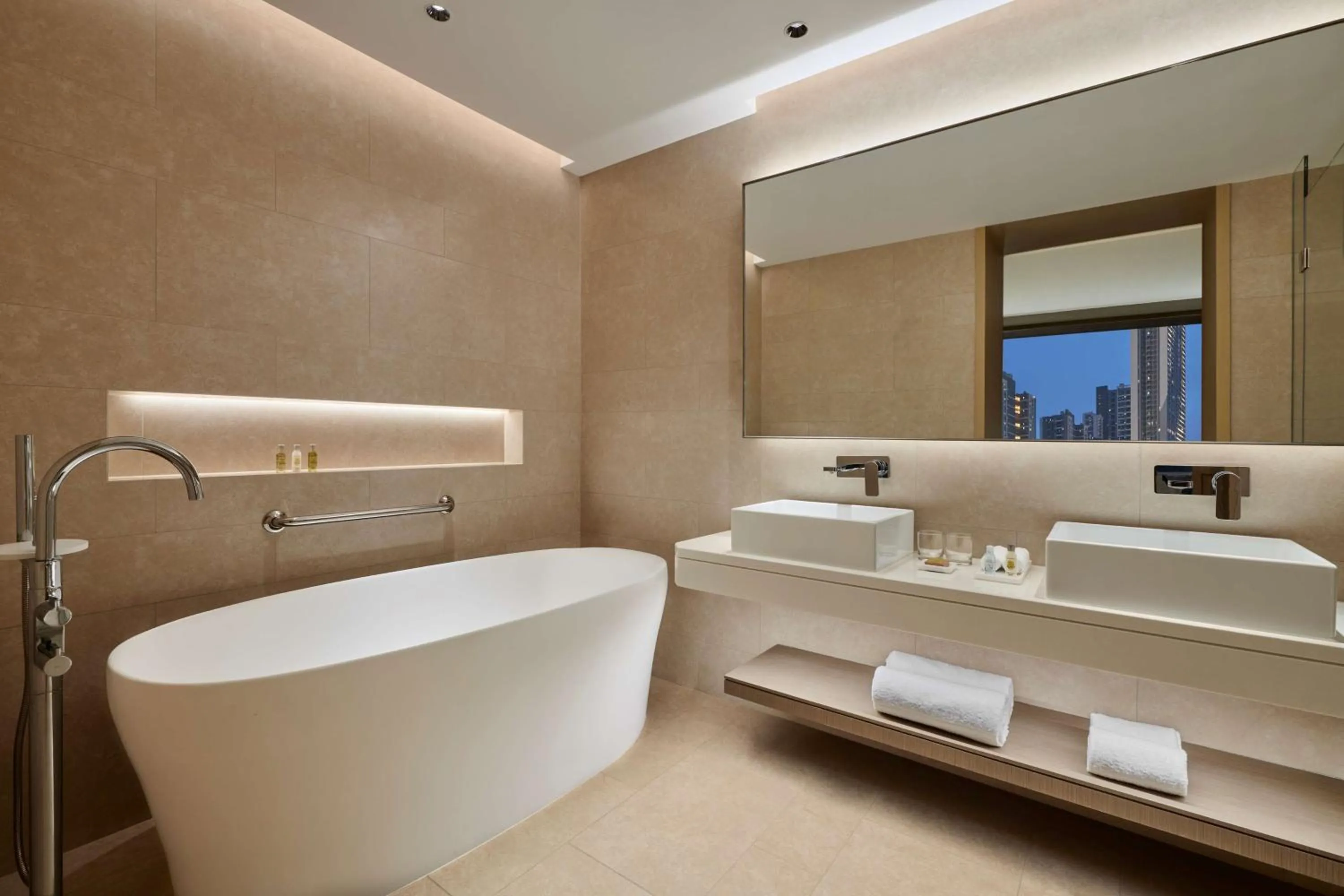 Bathroom in Hilton Garden Inn Shenzhen Guangming