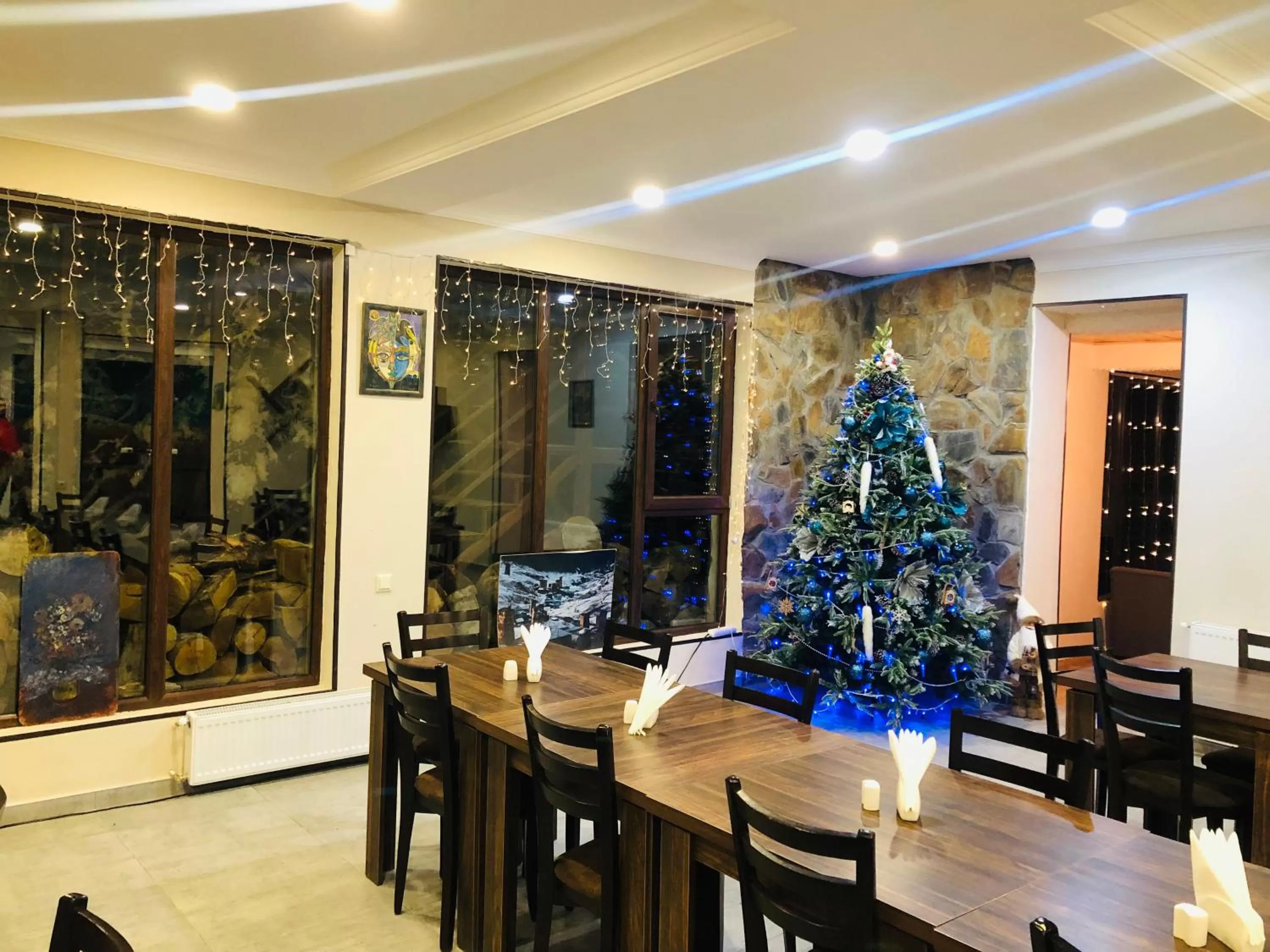 Restaurant/Places to Eat in Hotel Shgedi Mestia