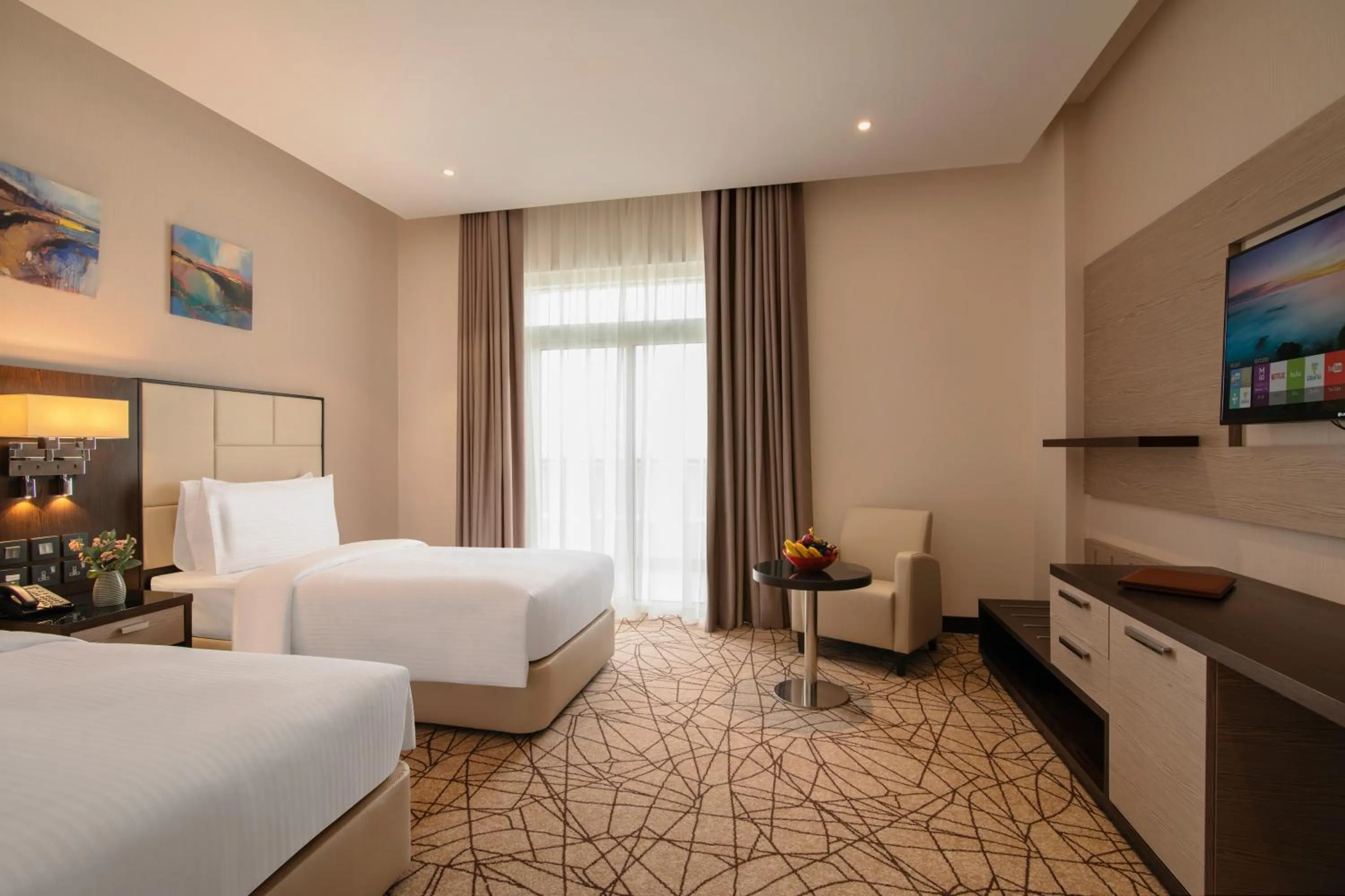 Bedroom, Bed in Cristal Amaken Hotel Riyadh